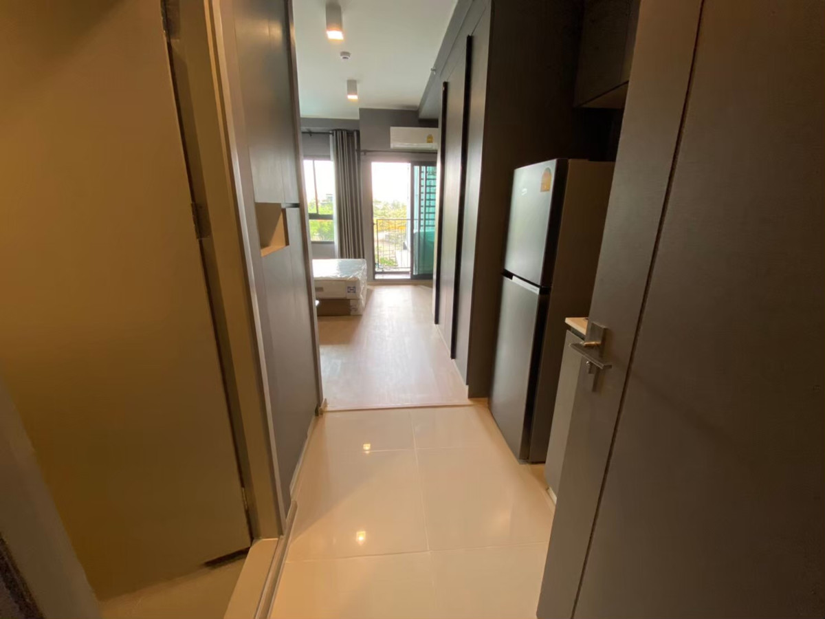 ขายคอนโดพระราม 9 เพชรบุรีตัดใหม่ RCA : ขายคอนโด ไอดิโอ นิว พระราม 9-ตัดใหม่ ชั้น 5 สตูดิโอ ขนาด 26.37ตรม. บ้านเลขที่ 7/27 วิวสระน้ำ สบายตา (ขายพร้อมผู้เช่า)