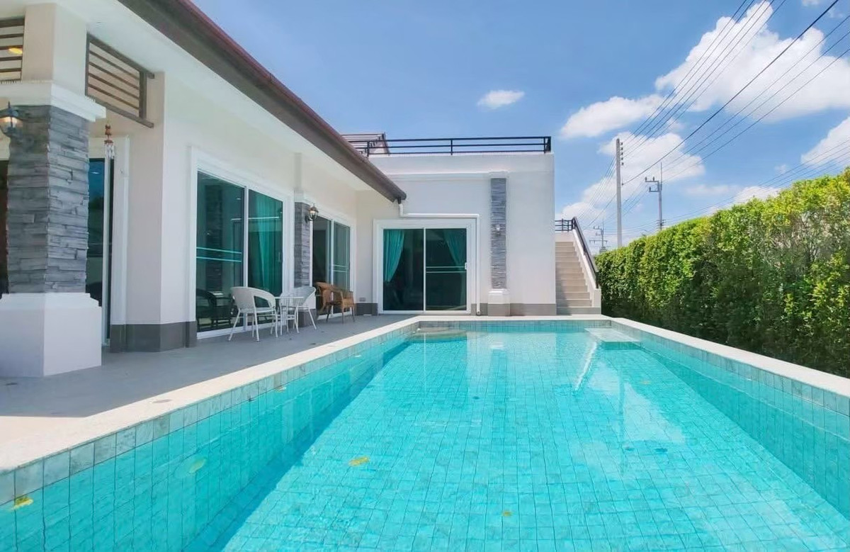 ขายหัวหิน ประจวบคีรีขันธ์ : ด่วน ขายพูลวิลล่าวิวเขาหลังมุม ราคาถูกที่สุดในโครงการ พร้อมดาดฟ้าชมวิวและสระว่ายน้ำส่วนตัว @Hua Hin Grand Hills