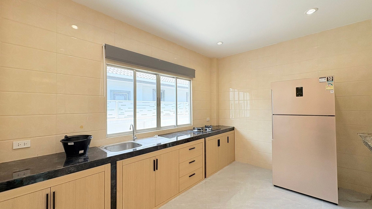 ขายพัทยา บางแสน ชลบุรี สัตหีบ : Pool villa for sale Pattaya tropical village phase 1 