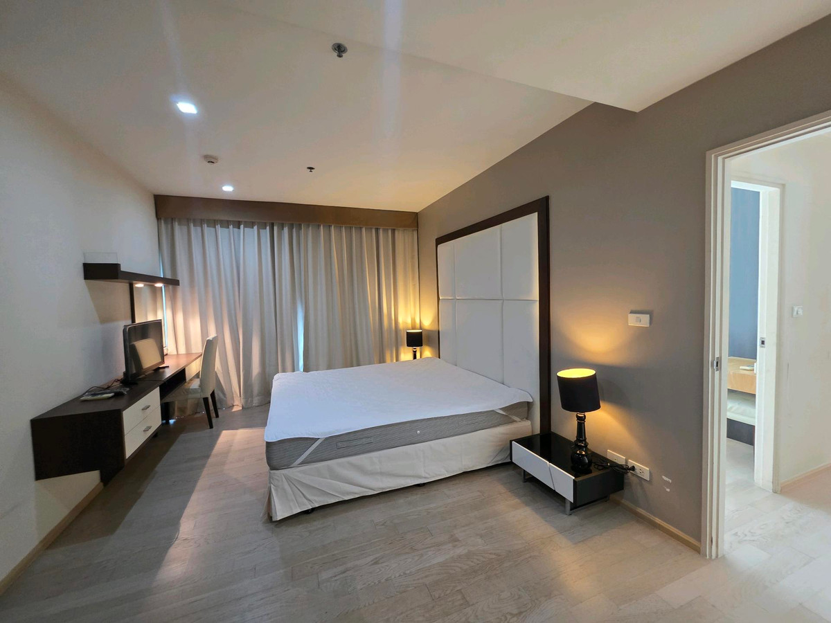 ให้เช่าคอนโดสุขุมวิท อโศก ทองหล่อ : Noble Remix📍 Rare Item!
 88 ตร.ม. ใจกลางทองหล่อ  