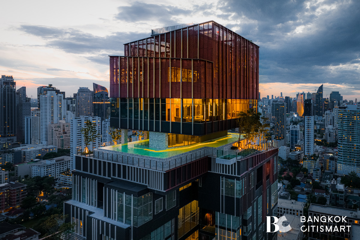 For RentCondoSukhumvit, Asoke, Thonglor : 🔥 Ready to move in, RHYTHM Ekkamai Estate (2 bedrooms, 79.5 sq.m.), spacious room, not cramped, complete functions. Interested: 0952072852 (Kate)