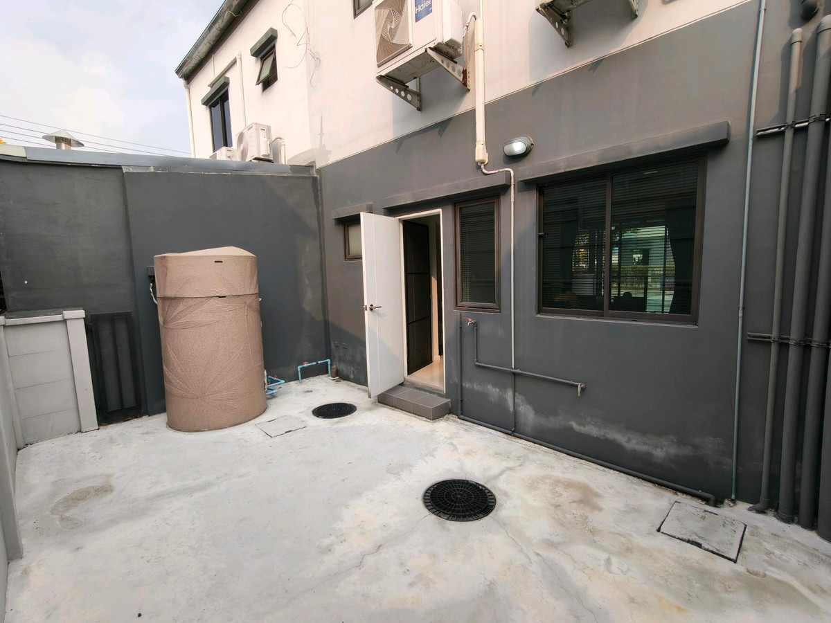 ทาวน์โฮมนวมินทร์ รามอินทรา : ขาย/เช่า ทาวน์โฮม พลีโน่ พหลโยธิน 54/1 ไซส์ใหญ่ 20 ตรว. หลังบ้านกว้าง มีเนื้อที่เยอะขึ้น

✨ บ้านไซส์ใหญ่ 20 ตร.ว. ฟังก์ชันครบ 3 นอน 3 น้ำ | ทำเลเข้า-ออกเมืองสะดวกที่สุด!