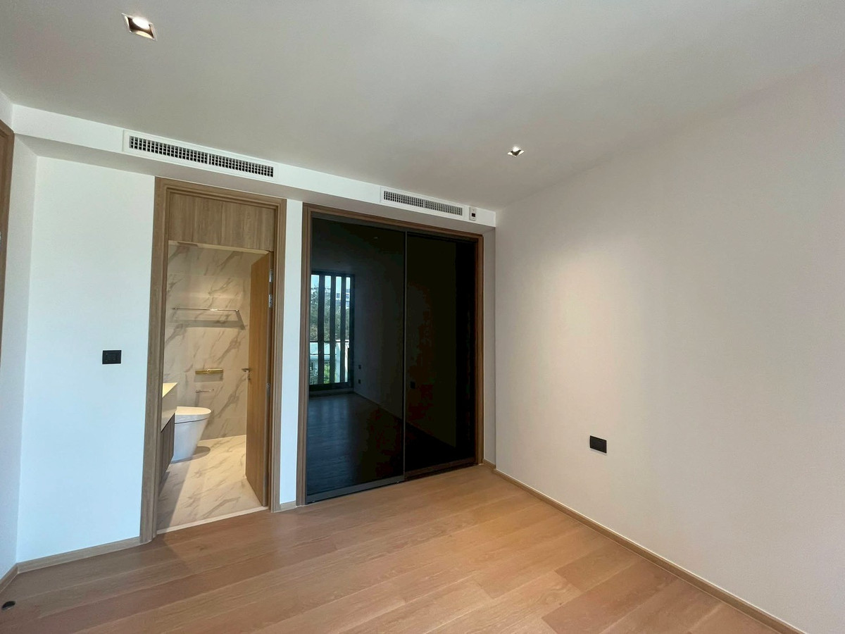 For RentCondoSukhumvit, Asoke, Thonglor : ✨ GT16258 | Empty room for rent at Chalermnit Art De Maison Condo, convenient travel, shuttle available.