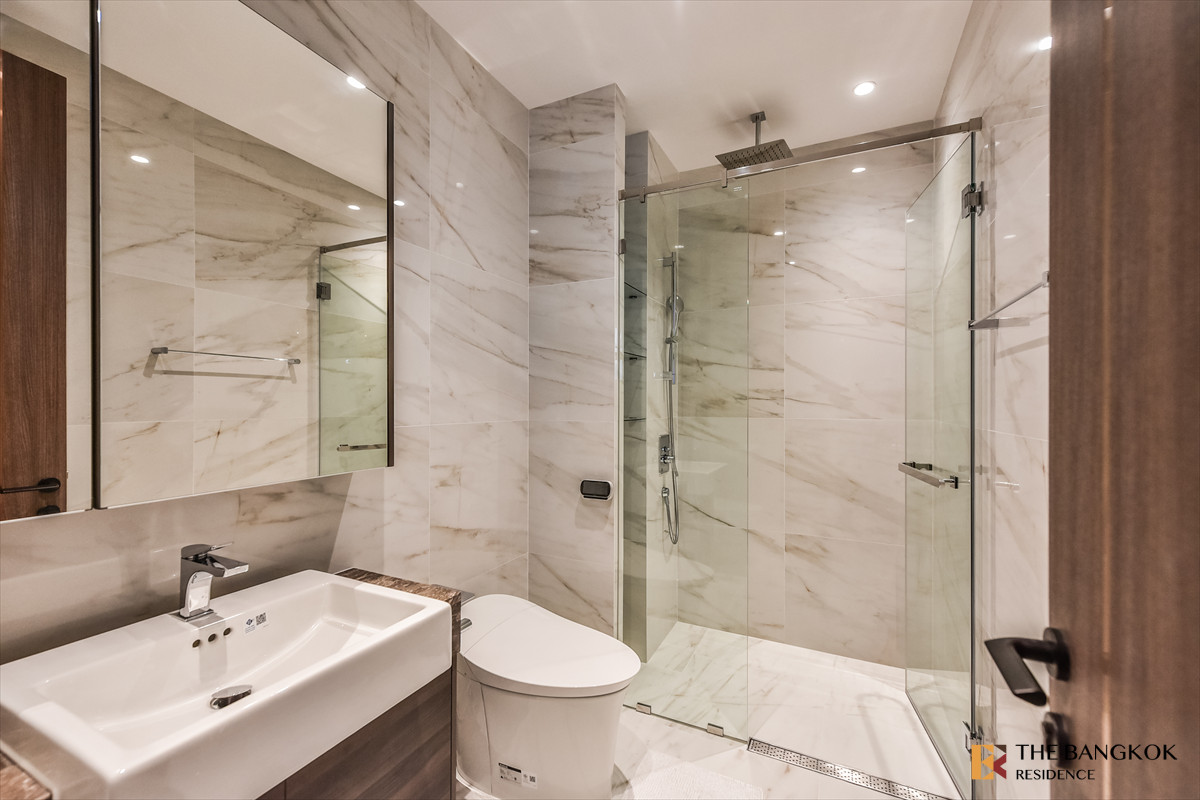 For RentCondoSathorn, Narathiwat : 🔥 Luxurious new room! 1 bedroom @ Supalai ICON Sathorn ✨ in the heart of the CBD, beautiful view, fully furnished, only 45,000/month By Bonnie 0658245701