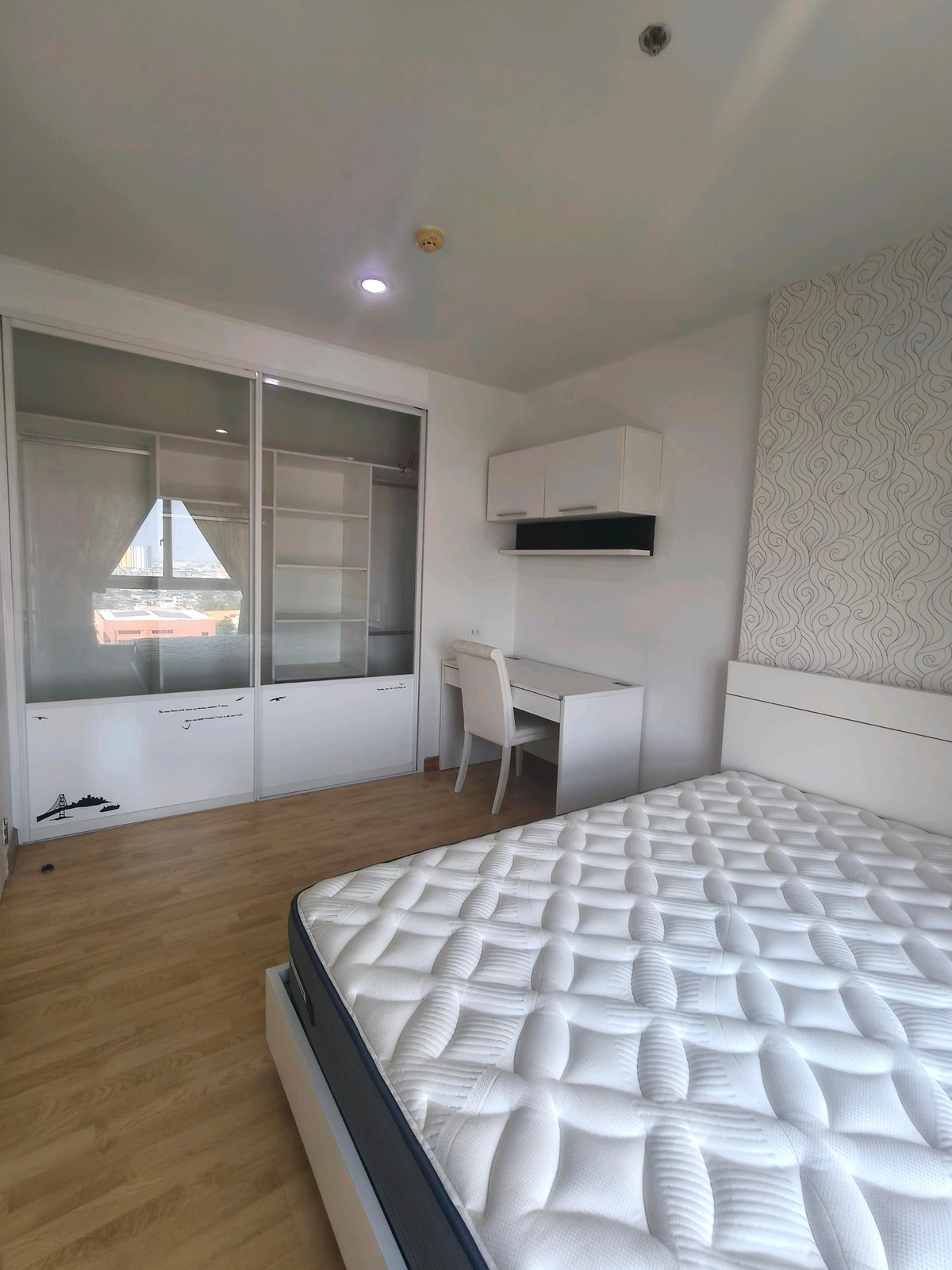 ให้เช่าคอนโดท่าพระ ตลาดพลู วุฒากาศ : ให้เช่าคอนโด 1 ห้องนอน เดอะพาร์คแลนด์ตากสิน-ท่าพระ ห้องพร้อมอยู่