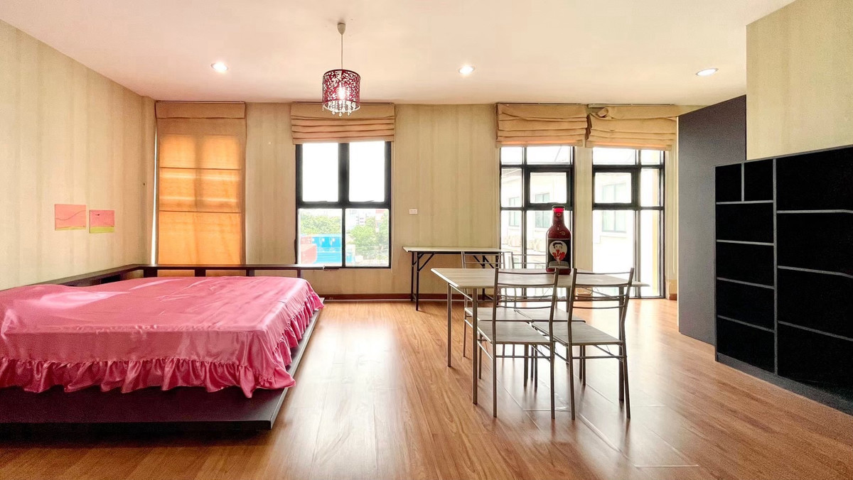 ให้เช่าโฮมออฟฟิศบางนา แบริ่ง ลาซาล : โฮมออฟฟิต 4 ชั้น ตกแต่งสวยงาม ให้เช่า ย่านบางนา ใกล้ตลาดเซฟวันโก บางนา