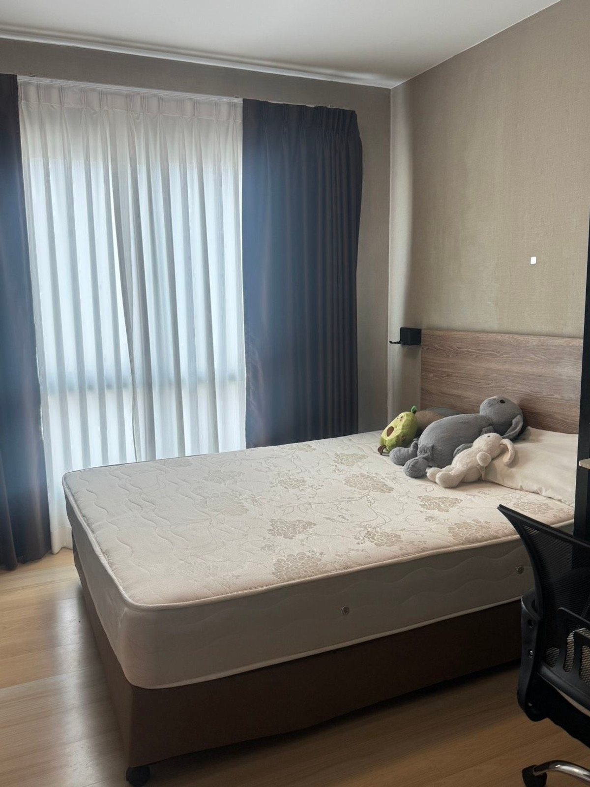 ให้เช่าคอนโดสมุทรปราการ สำโรง : P-125413 คอนโดให้เช่า! สตูดิโอ 26 ตร.ม. @ เลสโต้ สุขุมวิท 113 - ราคาดี๊ดี 8,000 บาท  Line Id: @easycondoplus 099-229-6397