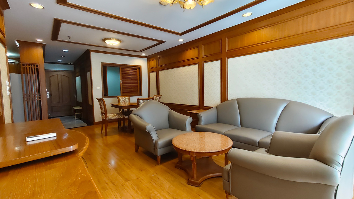 ให้เช่าคอนโดสุขุมวิท อโศก ทองหล่อ : คอนโด 2 ห้องนอน 1 ห้องน้ำ ขนาด 77 ตารางเมตร ที่อโศกเพลส ให้เช่า 25,000 บาทต่อเดือน ซอยสุขุมวิท 21 สถานีรถไฟฟ้า BTS อโศก