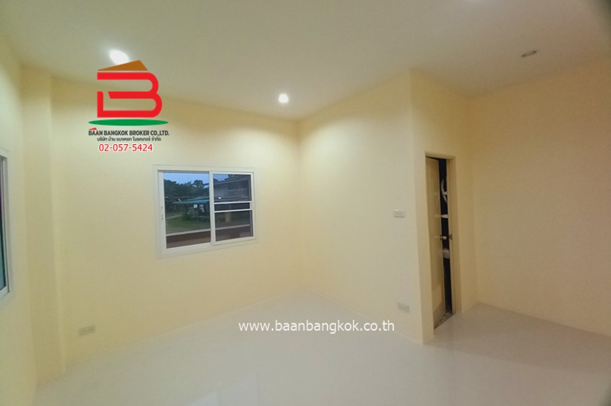 For SaleHousePrachin Buri : Single house on the edge of Si Maha Phot District, area 121 sq m., Highway 3070, Si Maha Phot District, Prachinburi Province.