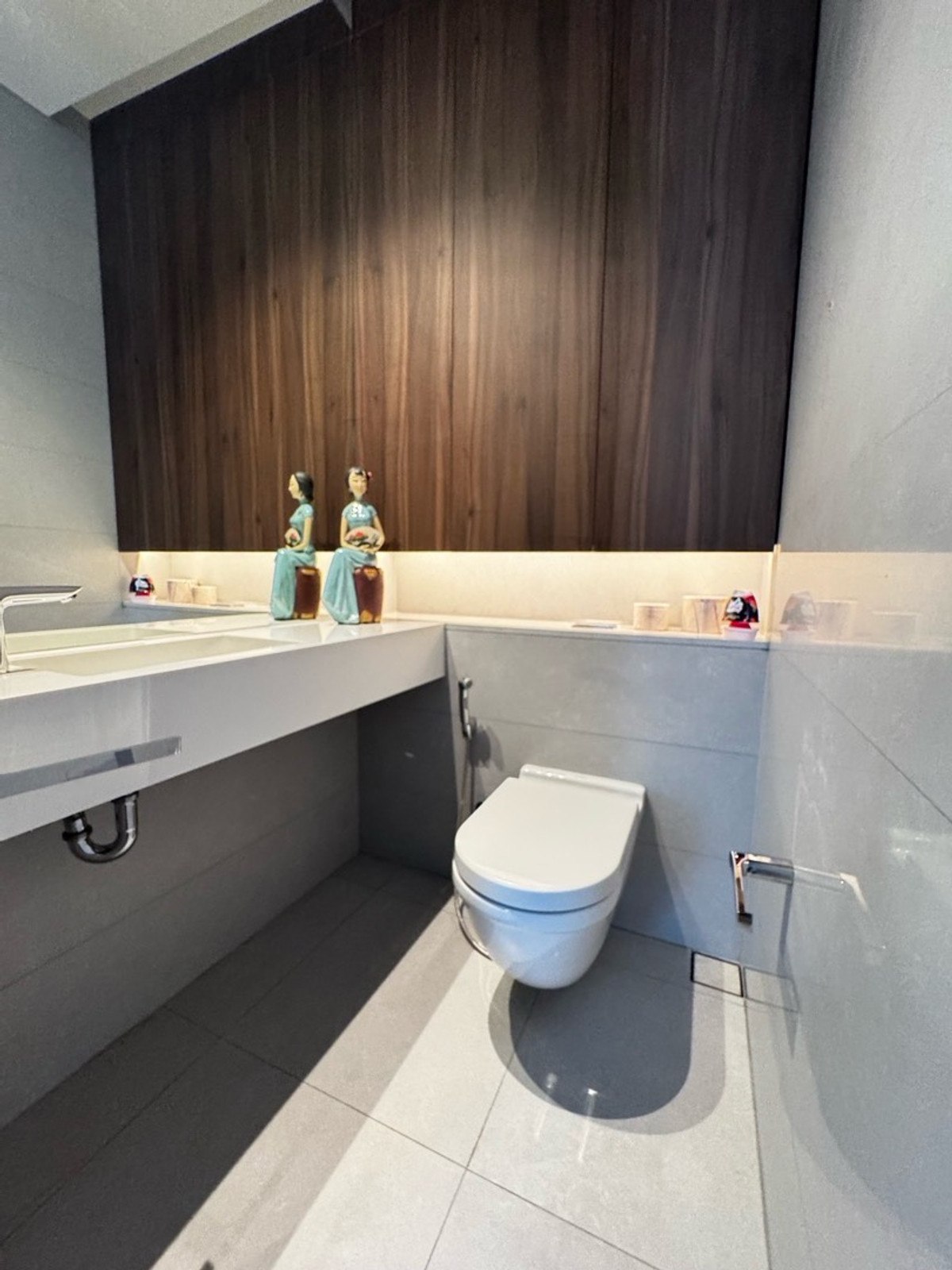 ให้เช่าคอนโดสุขุมวิท อโศก ทองหล่อ : 🏙 𝑭𝒐𝒓 𝒓𝒆𝒏𝒕 3 bedrooms @ 𝑻𝒆𝒍𝒂 𝑻𝒉𝒐𝒏𝒈𝒍𝒐𝒓 | 𝑼𝒍𝒕𝒓𝒂 𝒍𝒖𝒙𝒖𝒓𝒚 𝒊𝒏 𝒕𝒉𝒆 𝒎𝒊𝒅𝒅𝒍𝒆 𝒉𝒆𝒂𝒓𝒕 𝒐𝒇 𝑻𝒉𝒐𝒏𝒈𝒍𝒐𝒓 