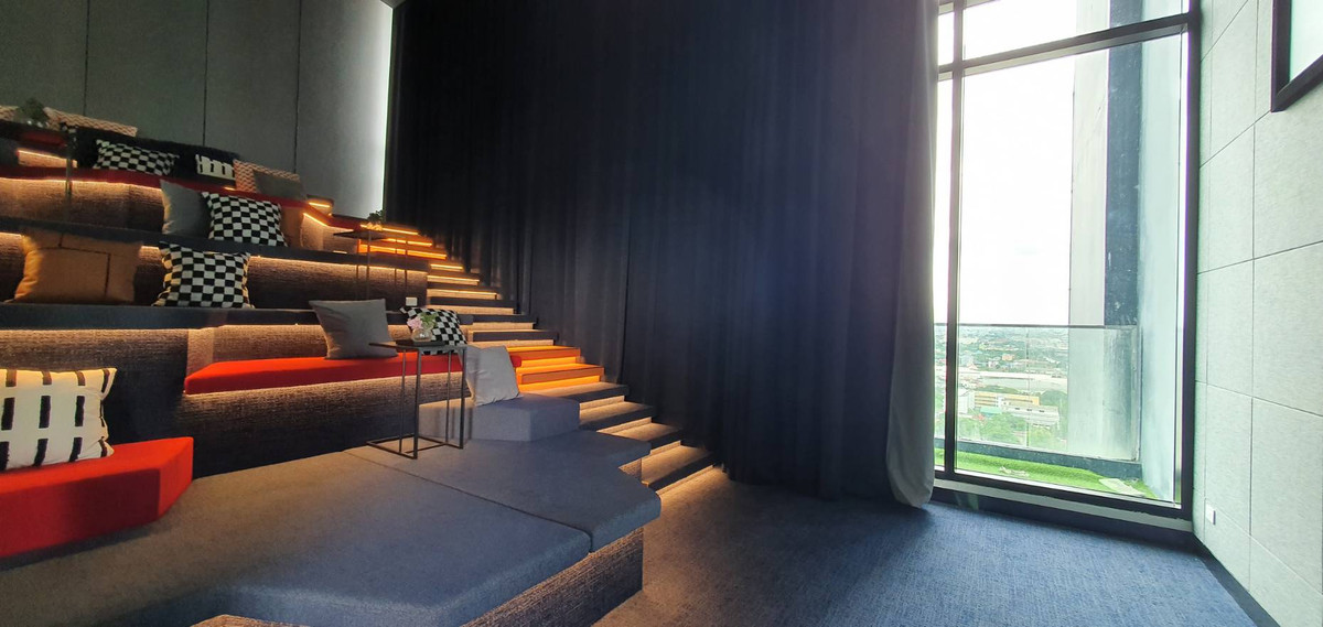 ให้เช่าคอนโดมีนบุรี-ร่มเกล้า : คอนโดให้เช่า 𝗧𝗛𝗘 𝗢𝗥𝗜𝗚𝗜𝗡 𝗥𝗔𝗠 𝟮𝟬𝟵 𝗜𝗡𝗧𝗘𝗥𝗖𝗛𝗔𝗡𝗚𝗘 1 bedroom plus 31 ตร.ม. ทำเลดี วิวพระอาทิตย์ขึ้น