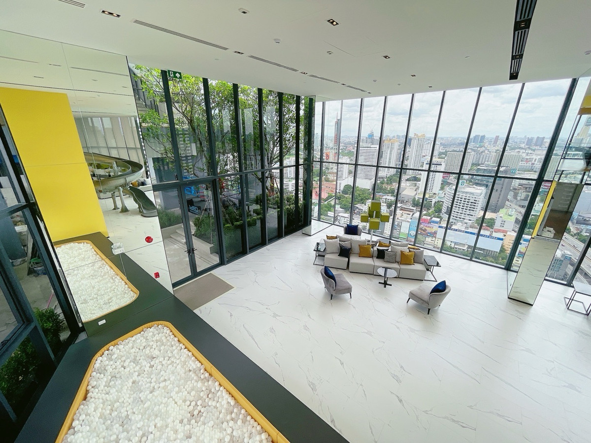 ขายคอนโดพระราม 9 เพชรบุรีตัดใหม่ RCA : 𝐈𝐃𝐄𝐎 𝐑𝐀𝐌𝐀𝟗 𝐀𝐒𝐎𝐊𝐄 พร้อมเข้าอยู่ แต่งครบ 𝐅𝐫𝐞𝐞 เงินดาวน์ 𝐎 ผ่อนสบายๆ 𝟏𝟔,𝟎𝟎𝟎/เดือน ห้องใหม่ มือ1 