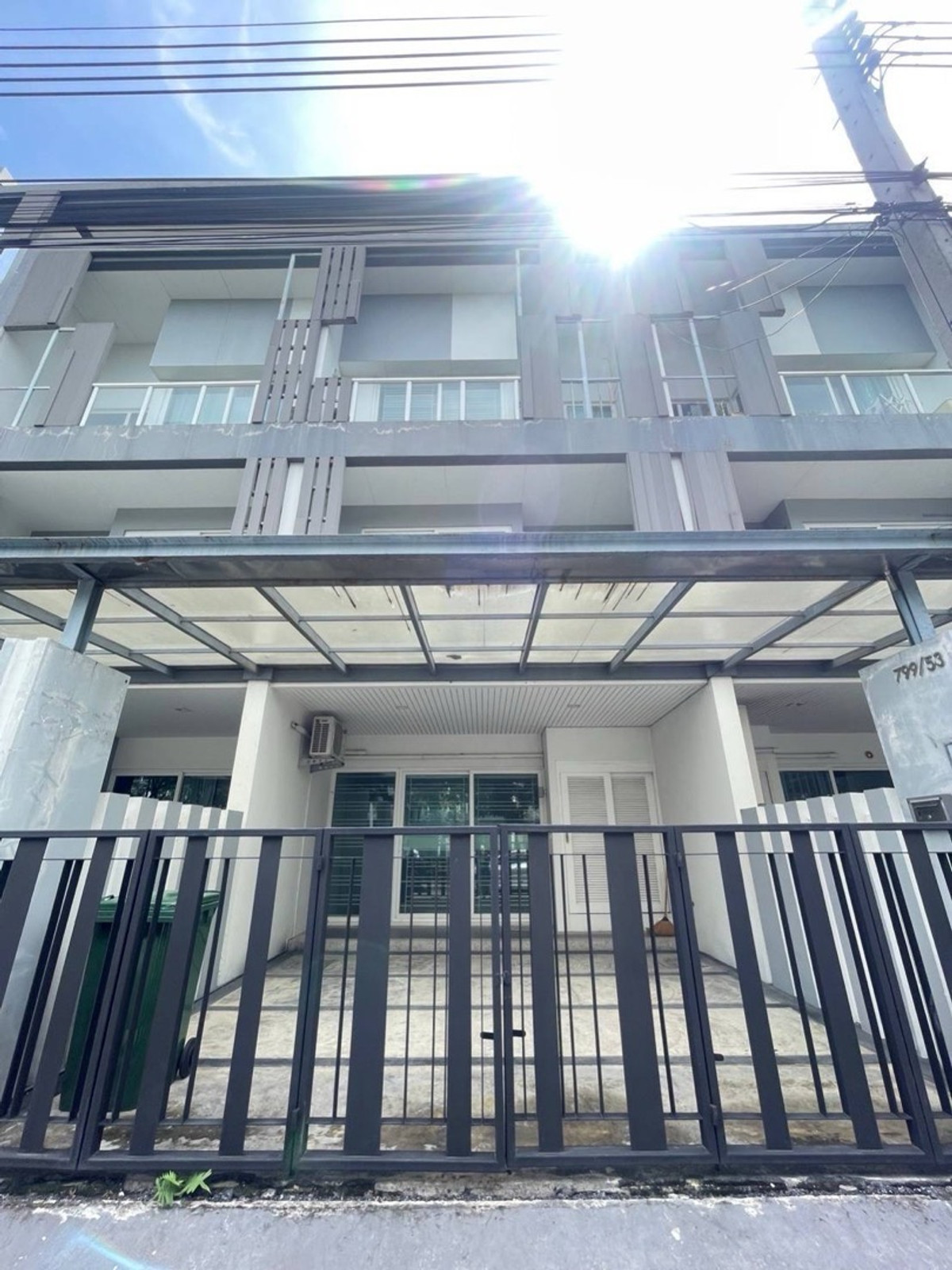 ให้เช่าทาวน์โฮมโชคชัย4 ลาดพร้าว71 : Space Townhome ลาดพร้าว 80 จดบริษัทได้