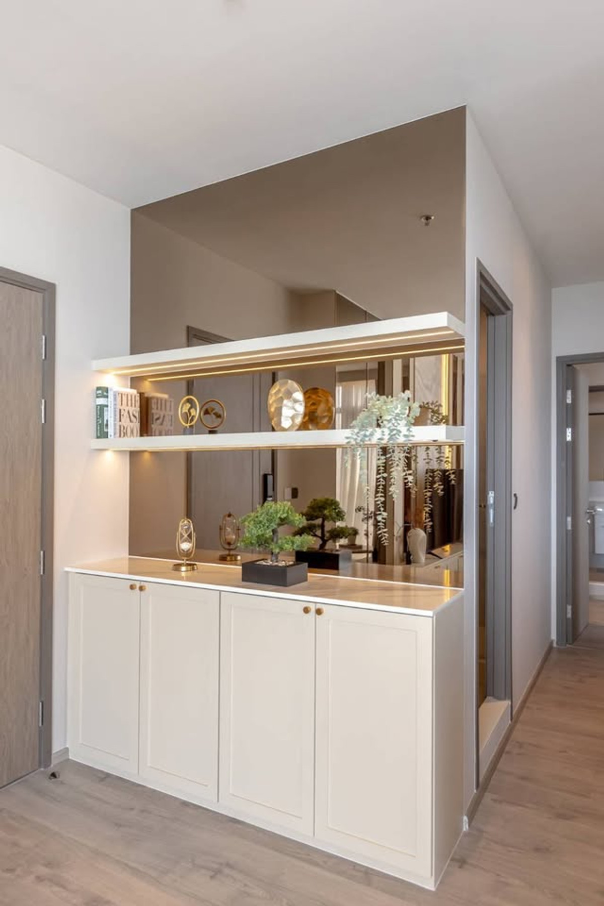 For RentCondoSukhumvit, Asoke, Thonglor : 💥CP-10559💥RHYTHM EKKAMAI ESTATE👉Line : @accessliving