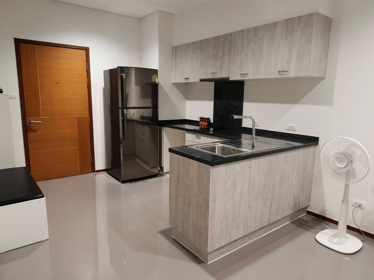 ขายคอนโดวงเวียนใหญ่ เจริญนคร : 🏠✨ วิลล่า สาทร (Villa Sathorn) | ขายคอนโด 1 ห้องนอน (HBH-ST-247)