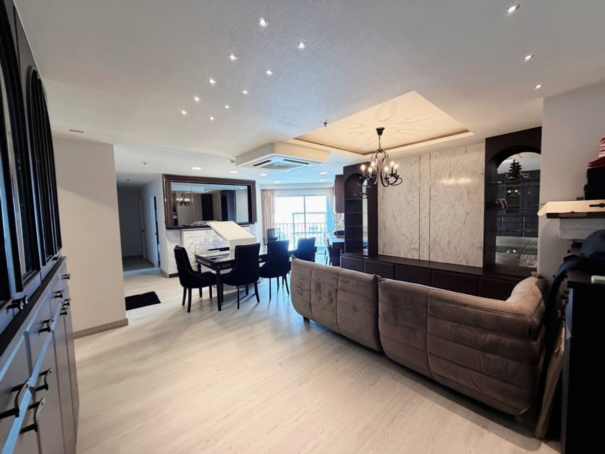 ให้เช่าคอนโดพระราม 9 เพชรบุรีตัดใหม่ RCA : ให้เช่า คอนโด เบ็ล แกรนด์ พระราม 9 (Belle Grand Rama9) 3 ห้องนอน 2 ห้องน้ำ ขนาด 101 ตรม