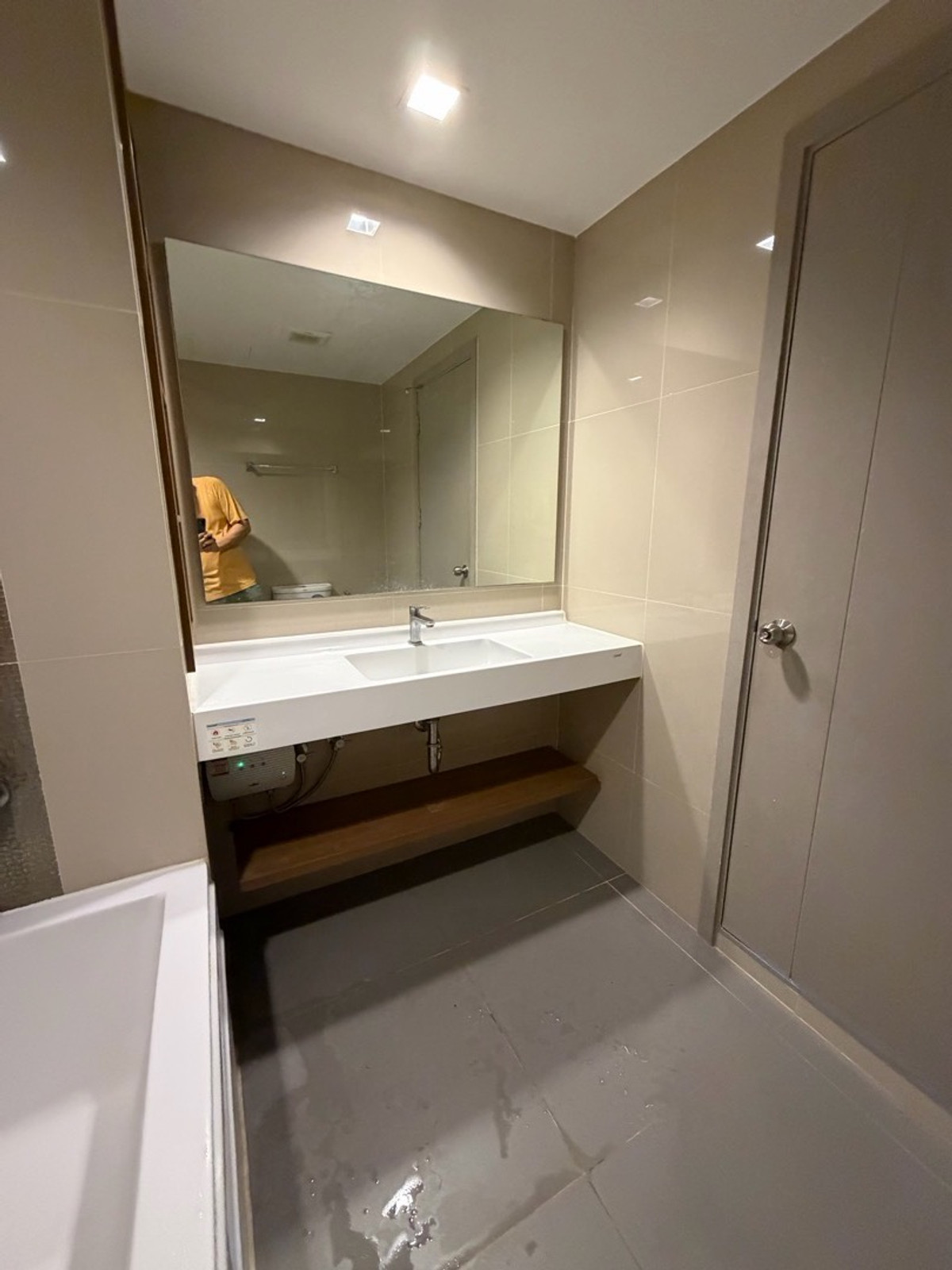 ให้เช่าคอนโดอ่อนนุช อุดมสุข : [ให้เช่า] IDEO Sukhumvit 93 (ไอดีโอ สุขุมวิท 93)
ติด BTS บางจาก 0 เมตร เดินทางเข้าเมืองสะดวกสุดๆ
รายละเอียดห้อง:
