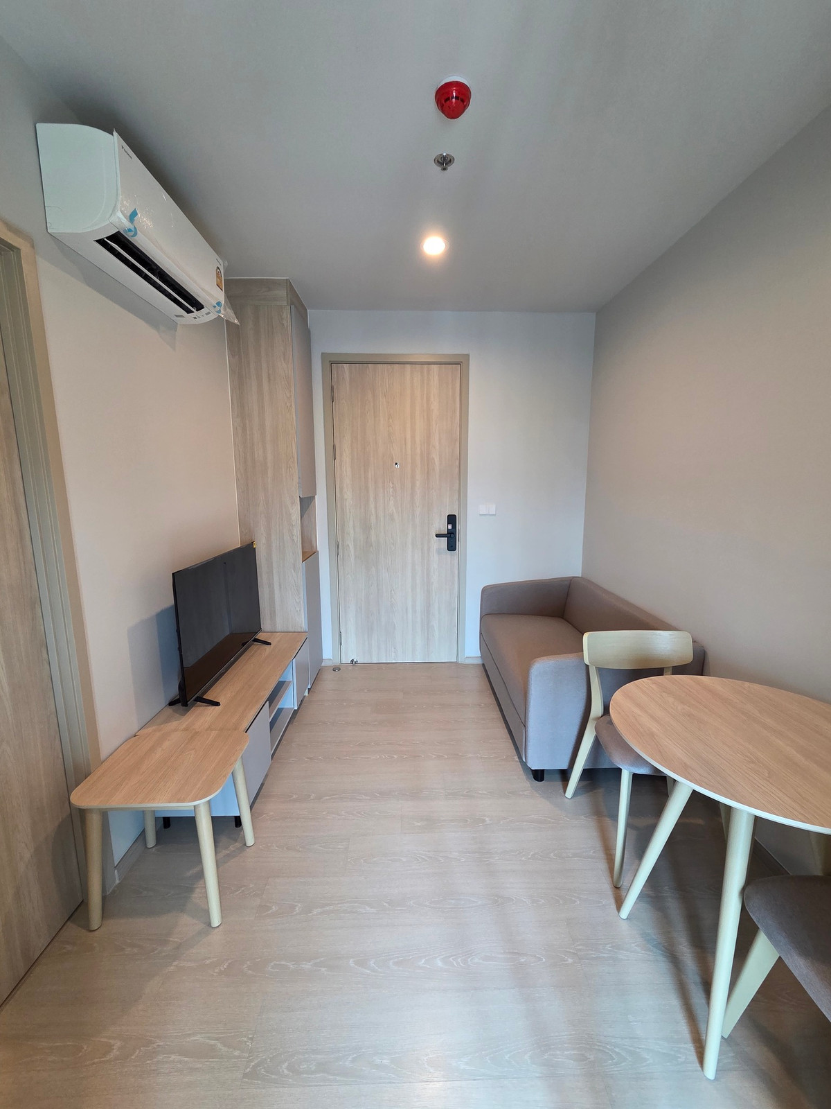 For RentCondoBangna, Bearing, Lasalle : 💥ST-7906💥Nue Mega Plus Bangna👉Line : @seecondo