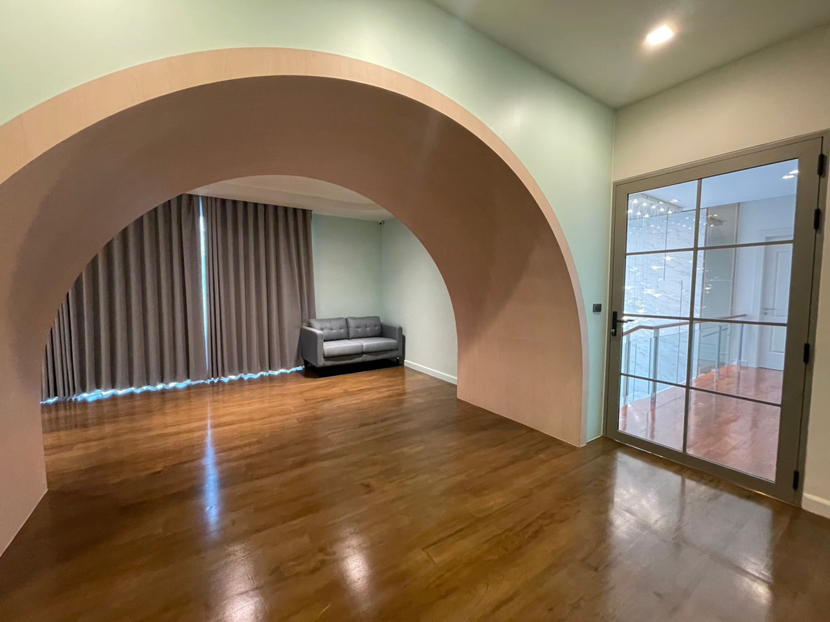 For RentHouseEakachai, Bang Bon : The Pavilla (Private Residences) Bangbon 3 Luxury House for Rent 4 Bedrooms 485 Sq.m. Please call: 062-496-6454