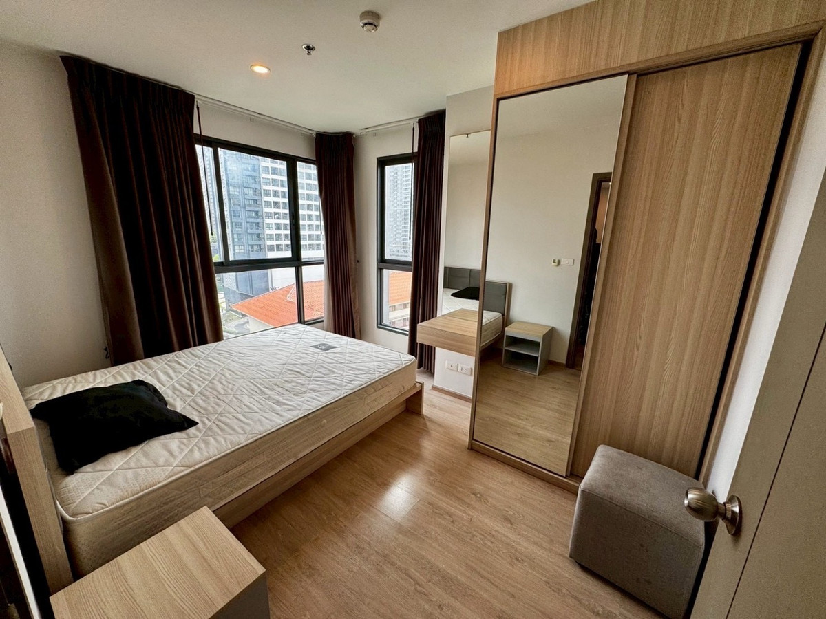 For RentCondoBangna, Bearing, Lasalle : 🏢 For rent Ideo O2 – Building A, swimming pool view.
💰 Rent 26,000 baht/month (negotiable)