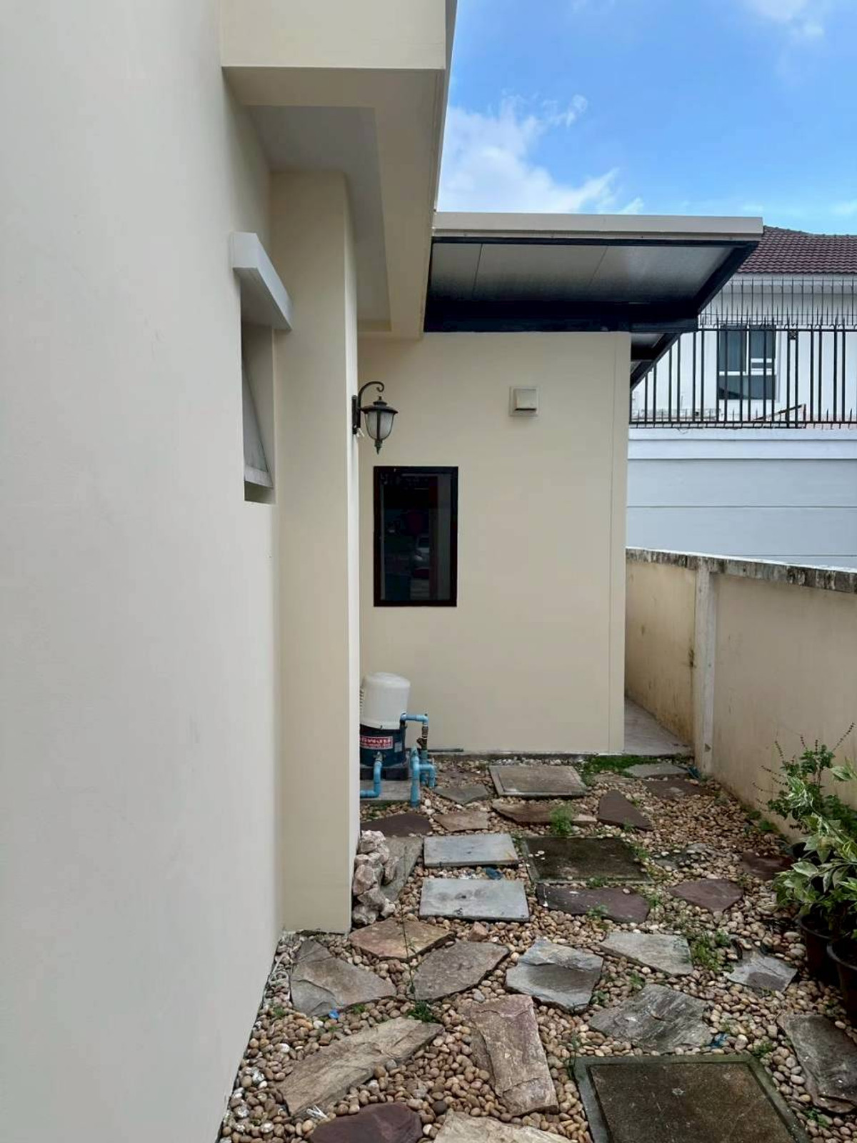 ให้เช่าบ้านบางแค เพชรเกษม : เช่าบ้านเดี่ยว 2 ชั้น | 3 ห้องนอน 3 ห้องน้ำ  หมู่บ้านนันทวัน สาธร ราชพฤกษ์