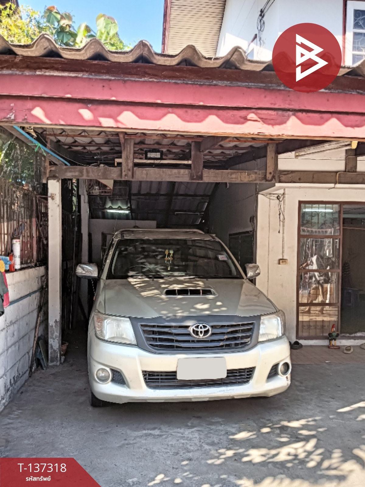 For SaleTownhomeSamut Prakan,Samrong : 2-story townhouse for sale, Phatthananiwet Village, Theparak, Samut Prakan.