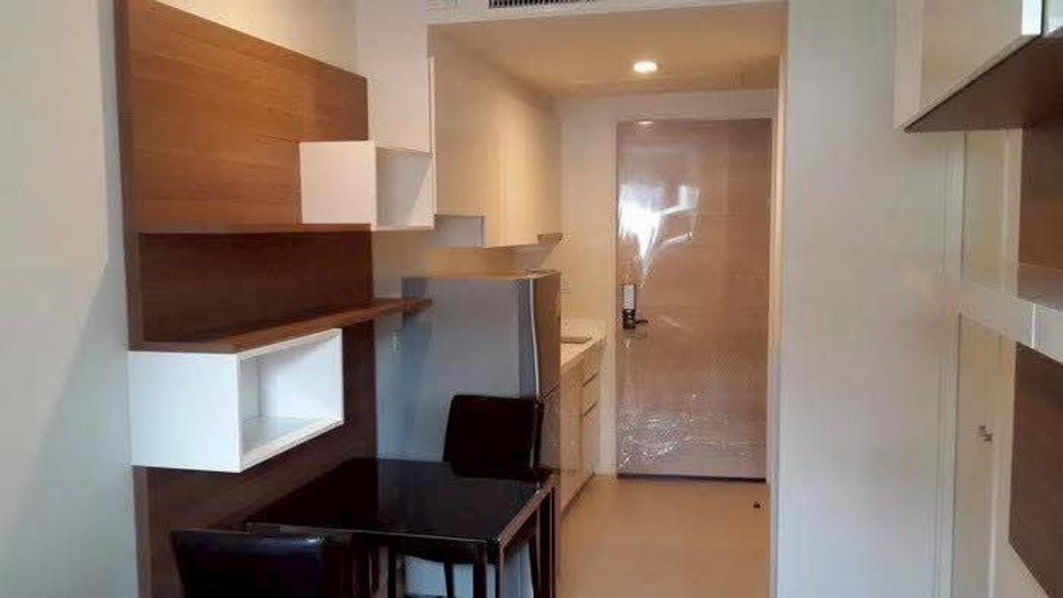 ให้เช่าคอนโดสีลม ศาลาแดง บางรัก : #L237🎉 40469 คอนโดให้เช่า คอนโดเลตต์ ไลท์ คอนแวนต์