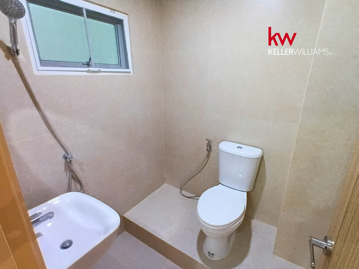 ขายทาวน์โฮมปิ่นเกล้า จรัญสนิทวงศ์ : ✨ [ขาย] ทาวน์โฮม 2 ชั้น รีโนเวทใหม่สไตล์มินิมอล | ซอยจรัญฯ 35 ใกล้ MRT ไฟฉาย