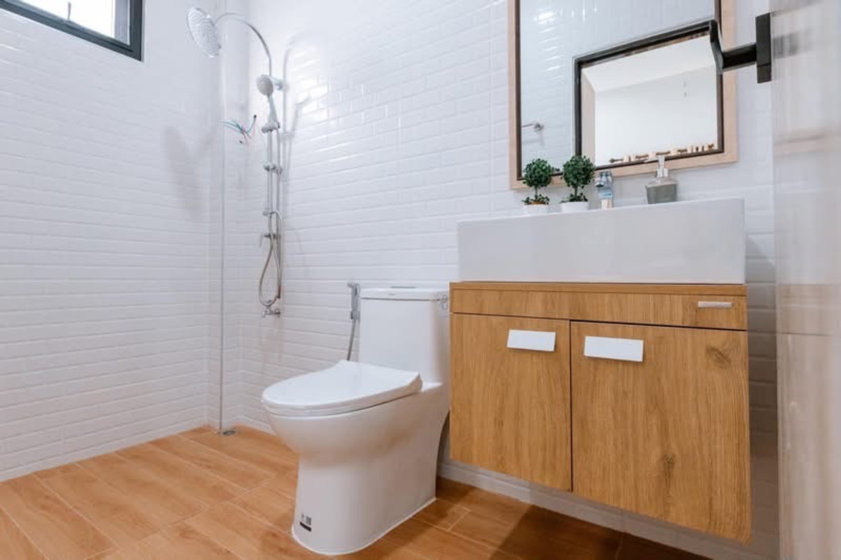 ขายบ้านเชียงราย : ✈️ ด่วน! ขายบ้านเดี่ยวพร้อมอยู่เชียงราย (โซนบ้านดู่) ดีไซน์มินิมอล พื้นที่กว้าง 88.6 ตร.ว. ใกล้สนามบินแม่ฟ้าหลวงเพียง 5 นาที! 🏡