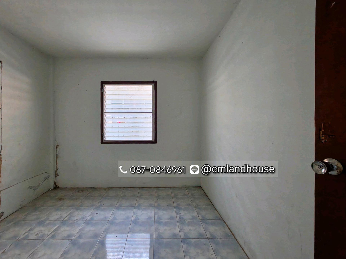 ขายบ้านเชียงใหม่ : ถูกกว่าคุ้มกว่าคอนโด! บ้านวรุณนิเวศน์ ต.แม่เหียะ อ.เมือง ใกล้แยกแม่เหียะ บิ๊กซี แม็คโคร IKEA 2 กม. ใกล้เซ็นทรัลแอร์พอร์ต 4 กม. ใกล้สนามบิน 5 กม. (ขายตามสภาพต้องปรับปรุง)