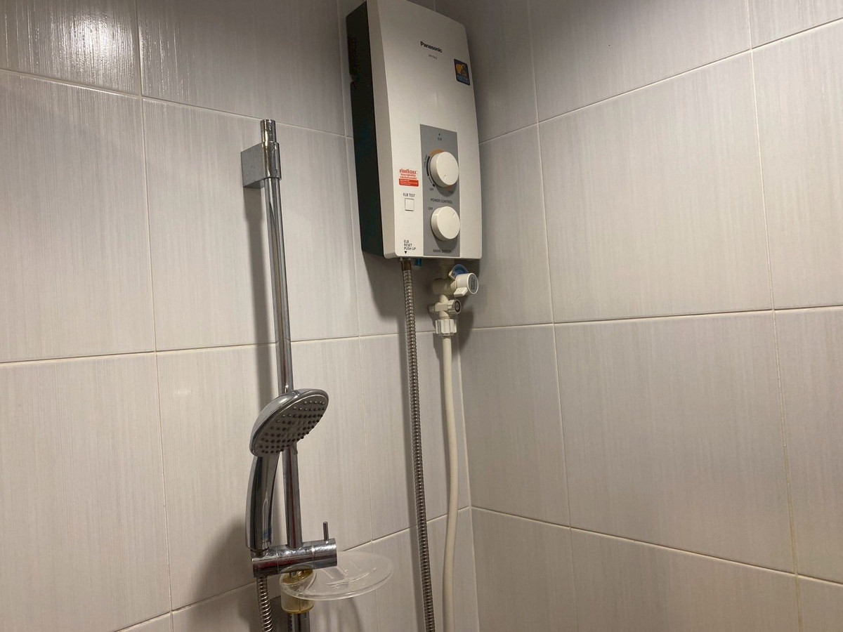 ให้เช่าคอนโดพระราม 9 เพชรบุรีตัดใหม่ RCA : #E354 (รหัสเดิมS3139) 🎉030469 ให้เช่าคอนโด Lumpini Park Rama 9 - Ratchada