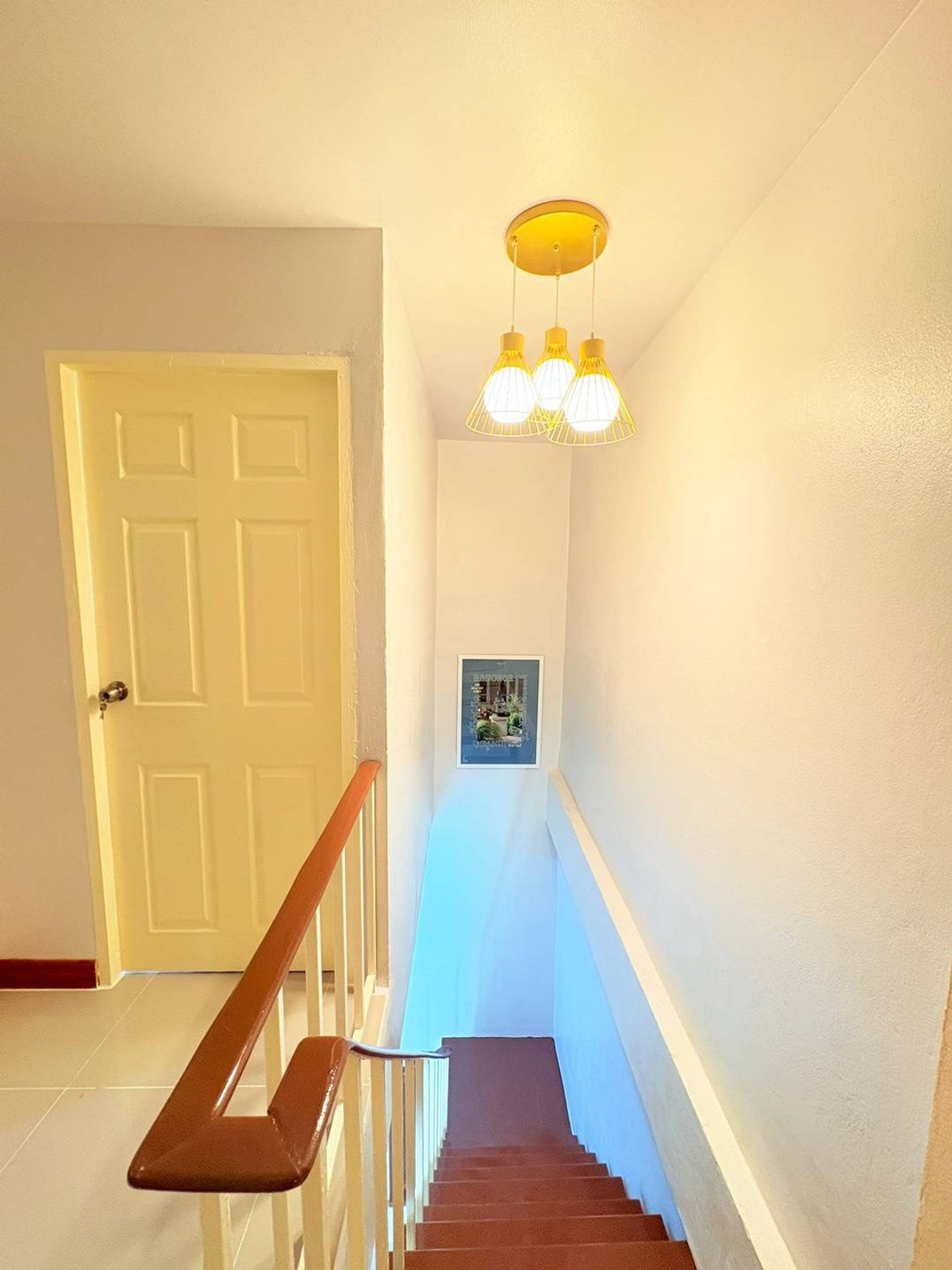 ขายทาวน์โฮมนนทบุรี บางใหญ่ บางบัวทอง : ขายทาวน์เฮาส์พร้อมจิตร บางใหญ่ 17 ตร.ว. ถนนเมน หลังบ้านติดทุ่งนา ฟรีเฟอร์ฯ ฟรีโอน