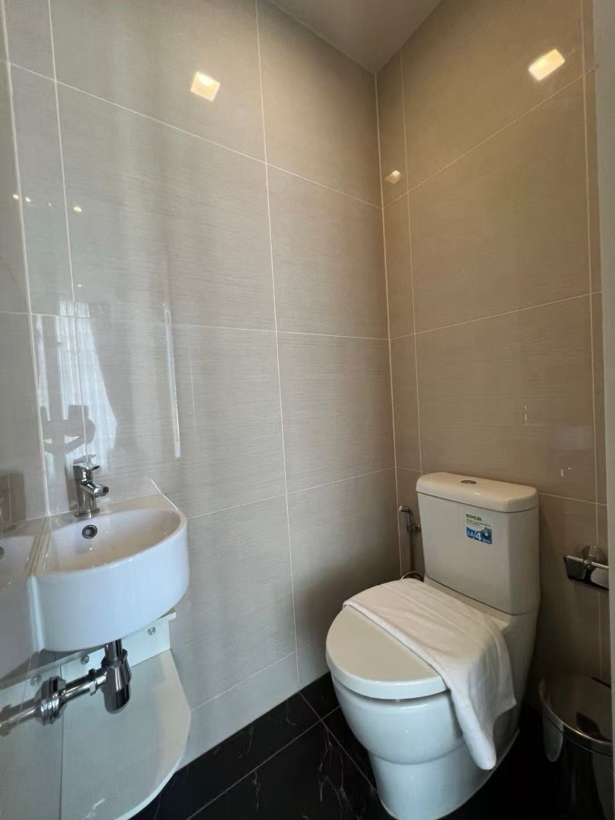 For RentCondoSukhumvit, Asoke, Thonglor : Park24 for rent, 1 bedroom, 13th floor, Building 6, ready to move in.