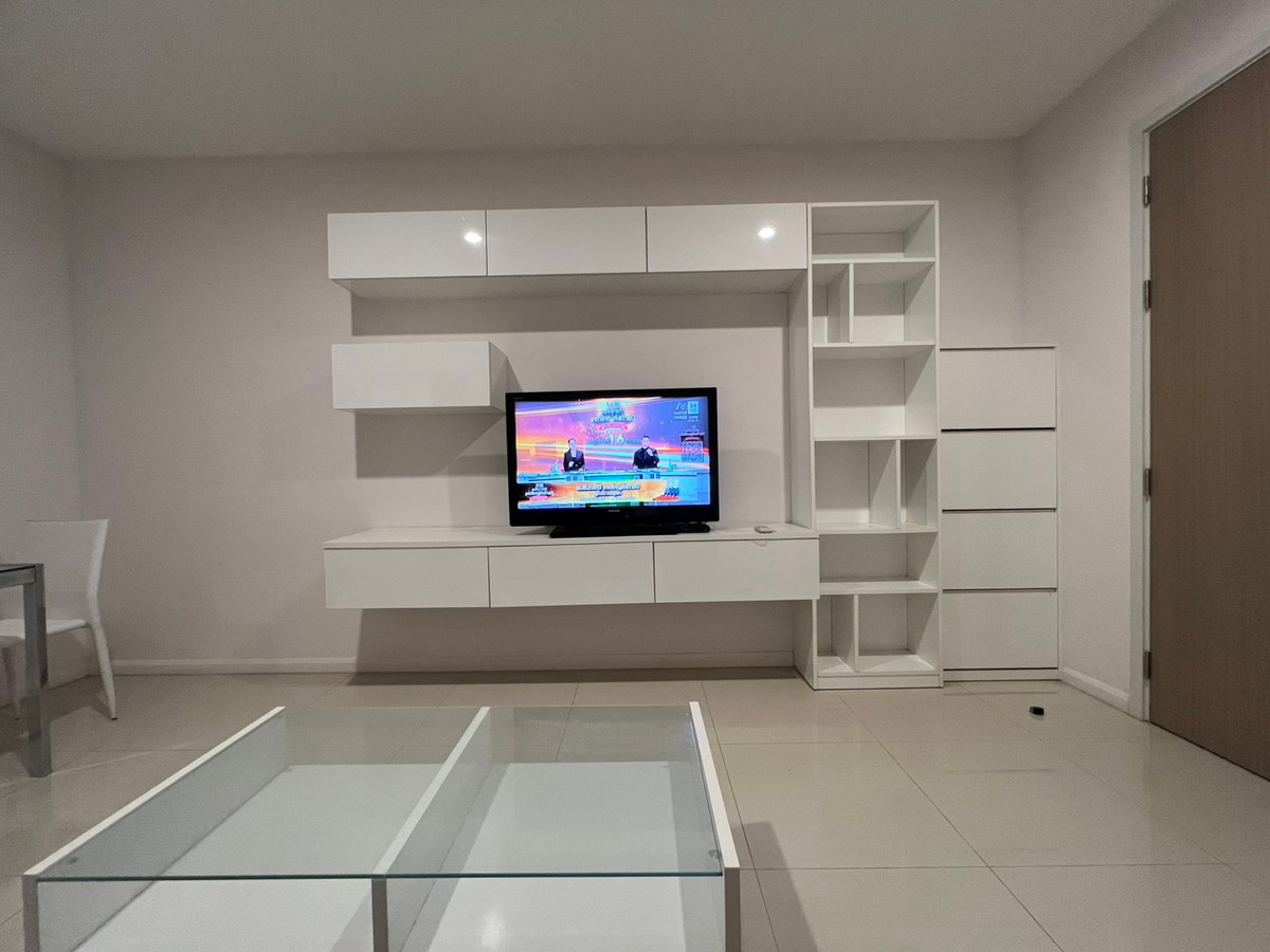 For SaleCondoSriracha Laem Chabang Ban Bueng : Sea Hill Condo for sale, Sriracha (Sea Hill Condo), best price in the project, room in very good condition, ready to move in, 1 bedroom type, size 43 square meters, 8th floor, mountain view, fresh nature.