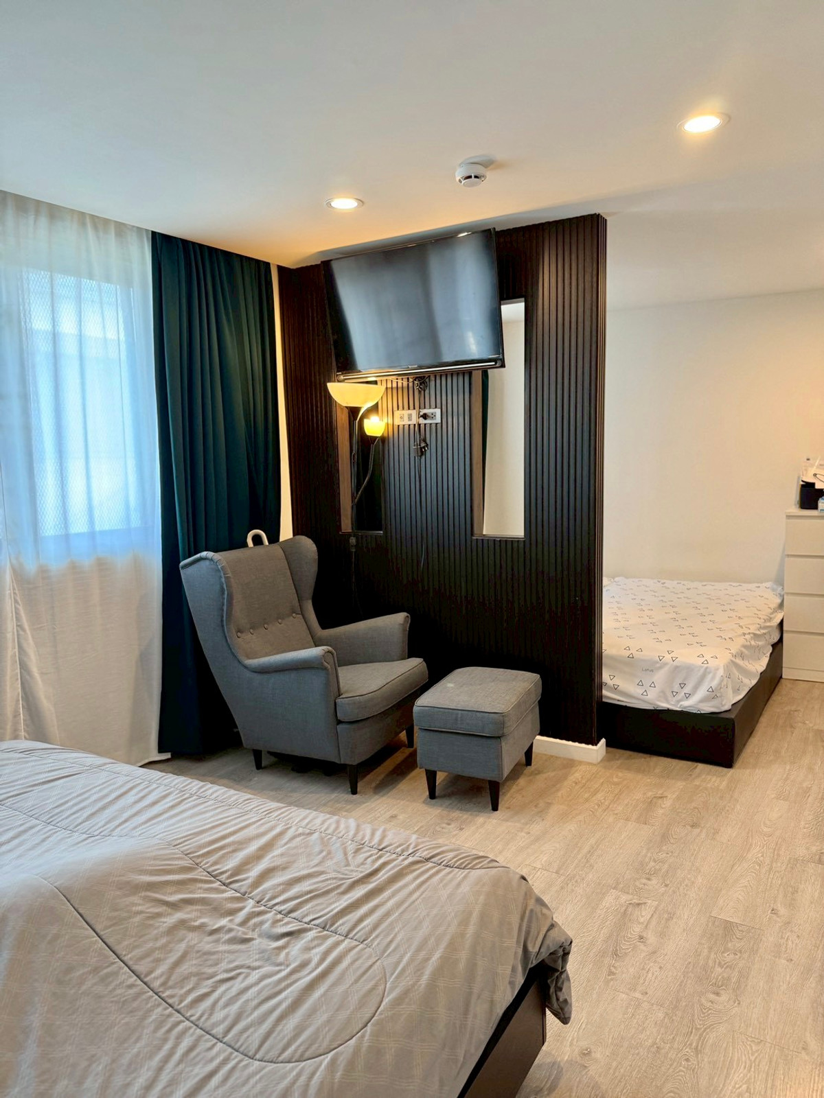 For SaleTownhomeBang Sue, Wong Sawang, Tao Pun : Townhome, 3 floors, 2 units, near MRT Wong Sawang / 4 bedrooms (for sale), Townhome Near MRT Wong Sawang / 4 Bedrooms (FOR SALE) BNS030