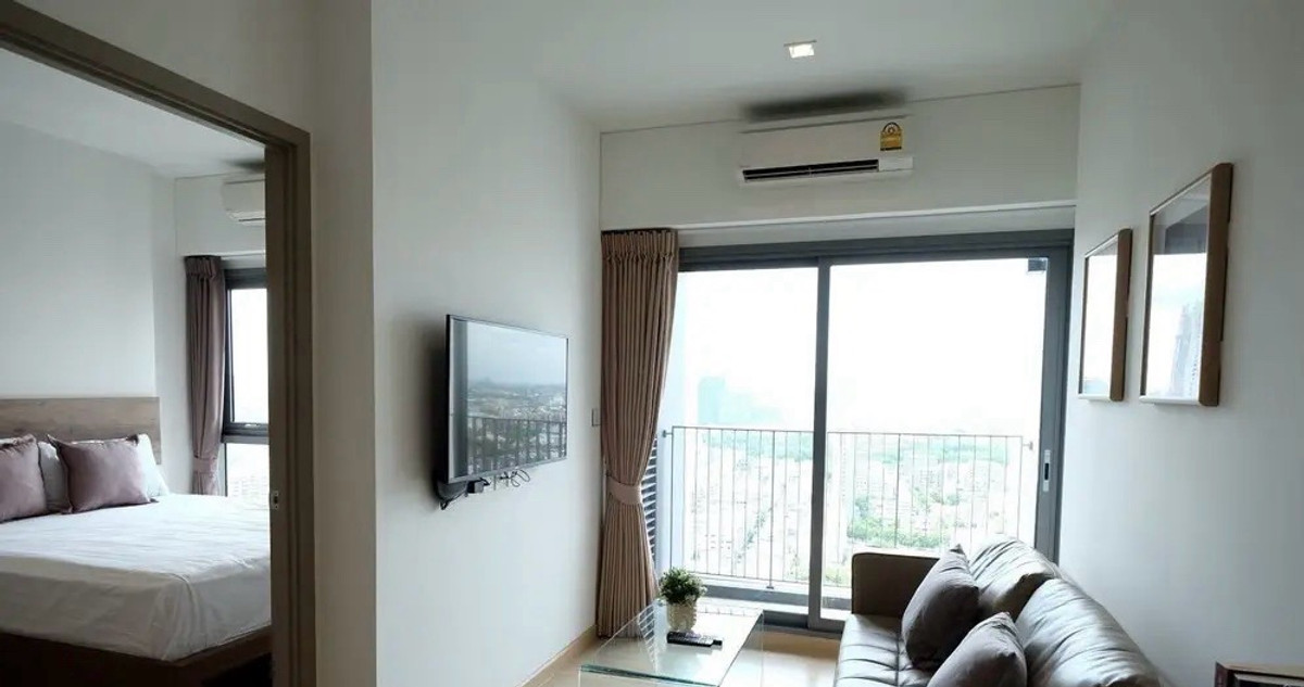For RentCondoOnnut, Udomsuk : 🏢 Whizdom Connect Sukhumvit, high room, beautiful view.