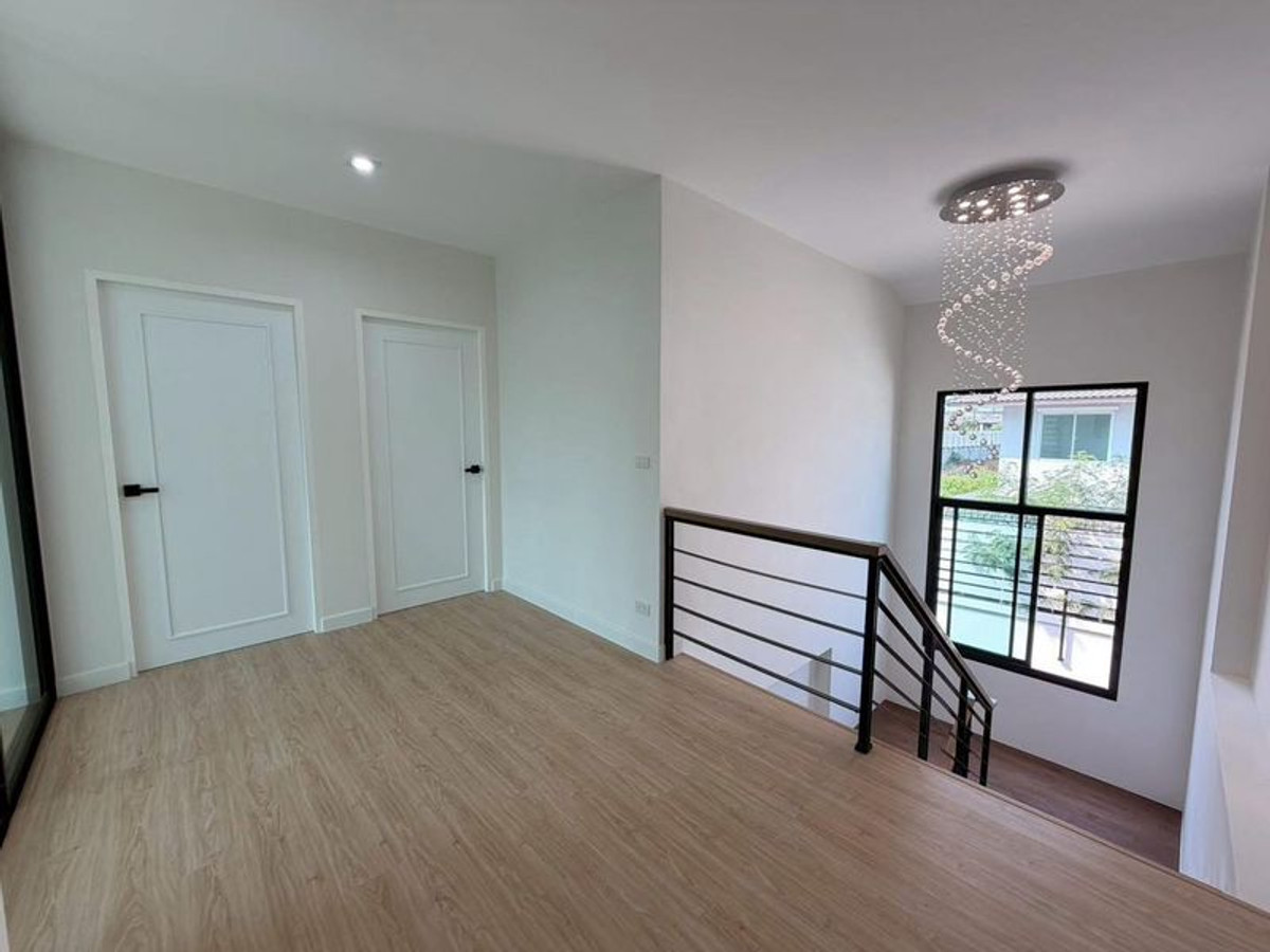 For SaleHouseMahachai Samut Sakhon : 2-story detached house, Nusasiri City Rama 2 Village with private swimming pool, size 154.4 square wah, 3 bedrooms, Bang Chuet Subdistrict. Mueang Samut Sakhon Samut Sakhon Province