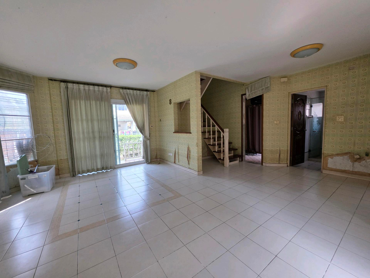 For SaleHousePathum Thani,Rangsit, Thammasat : 2-storey detached house for sale, 55 sq m, Chaiyaphruek Village 2, Tiwanon - Wongwaen, get a corner house, best price.