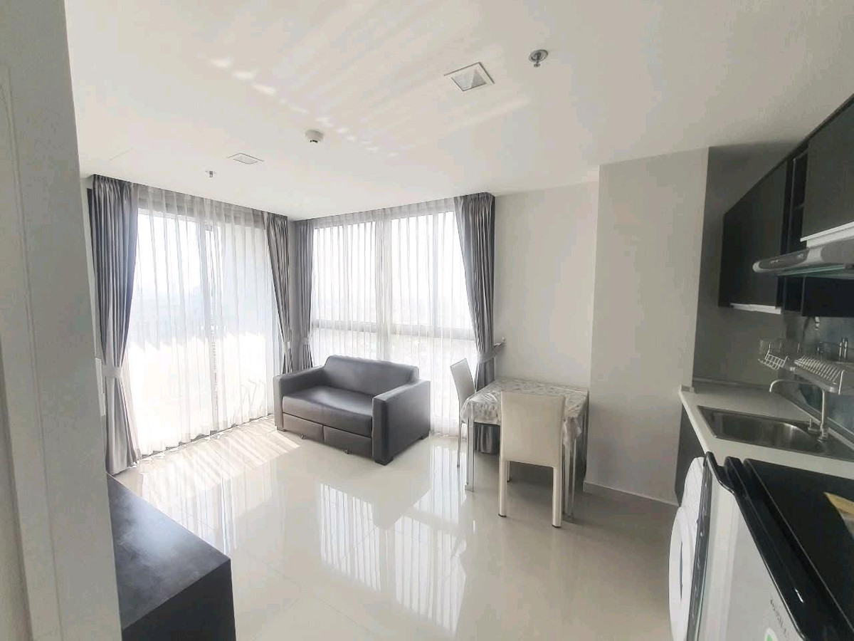 ให้เช่าคอนโดท่าพระ ตลาดพลู วุฒากาศ : 🔥 **FOR RENT: PE:LA CONDO WUTTHAKAT (BTS WUTTHAKAT)**