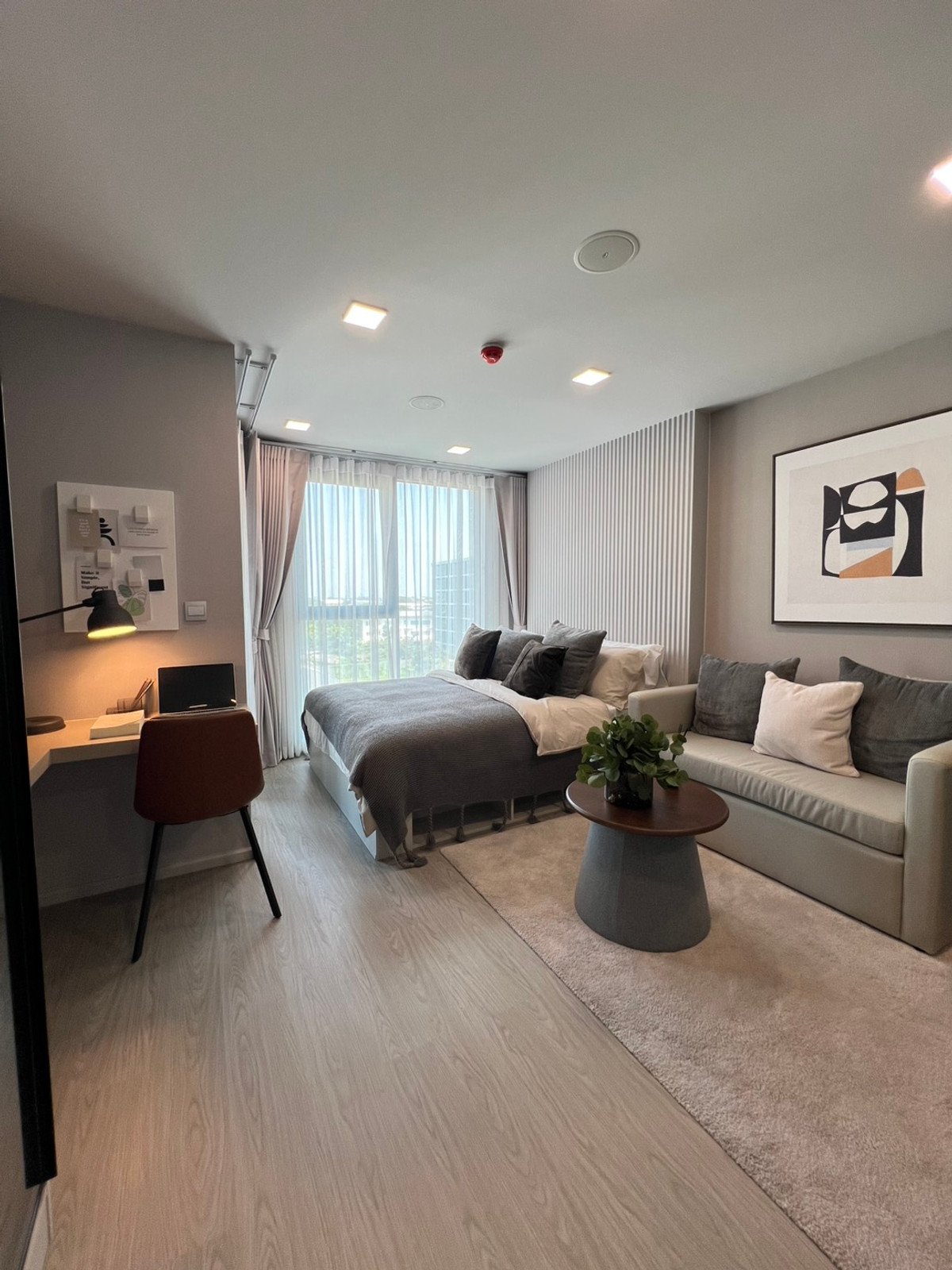 CondoOnnut, Udomsuk : urgent!!!! Reserve 999.- finished! 1 Bedroom room from 2.1 million, special price only 1.79 million baht. If interested in viewing the actual room, contact Khun Kot at 065-7161657.