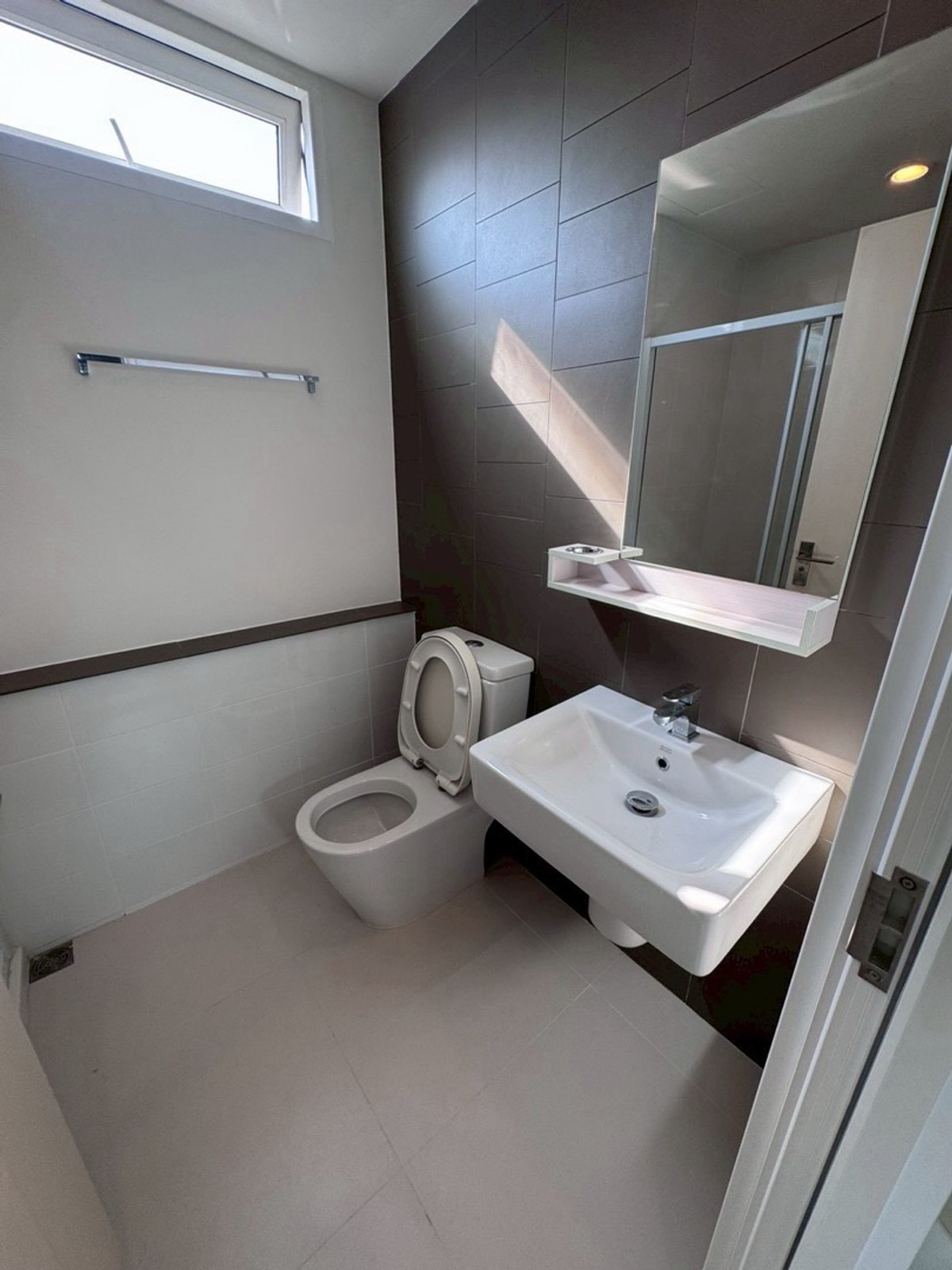 ให้เช่าคอนโดท่าพระ ตลาดพลู วุฒากาศ : 🚅K0325 ให้เช่าคอนโด เดอะคีย์ วุฒากาศ  📞ติดต่อ:092-666-5617(เจไดท์)