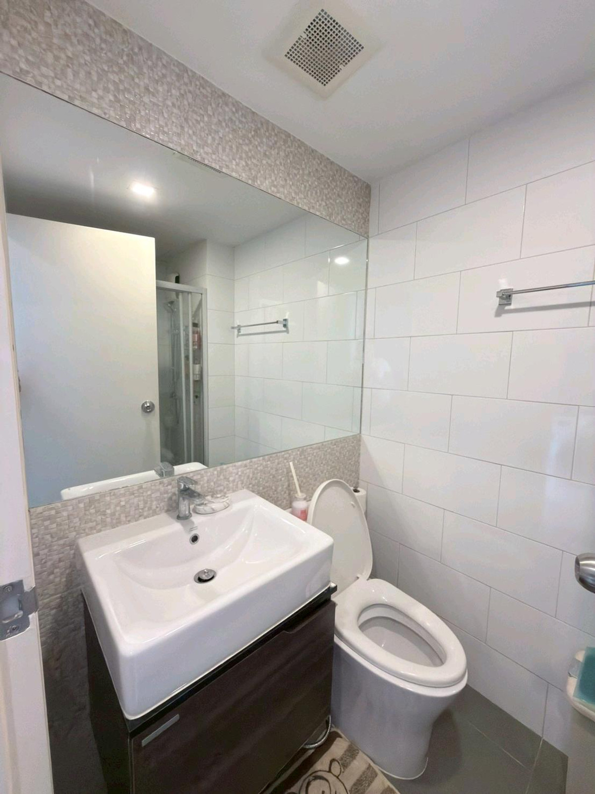 CondoVipawadee, Don Mueang, Lak Si : 📣 Condo for sale and rent Knightsbridge Sky City Saphan Mai 🏢 next to BTS Sai Yut 0 M. Beautifully decorated room. Complete with furniture and electrical appliances‼️