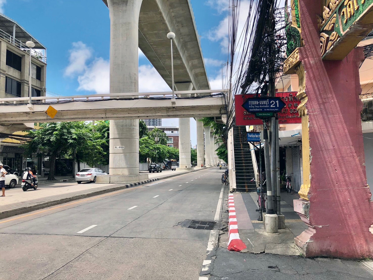 For SaleHouseBang Sue, Wong Sawang, Tao Pun : House with land Soi Krungthep - Nonthaburi 21 / 7 bedrooms (for sale), House With land Soi Krungthep - Nonthaburi 21 / 3 Bedrooms (FOR SALE) BNS007