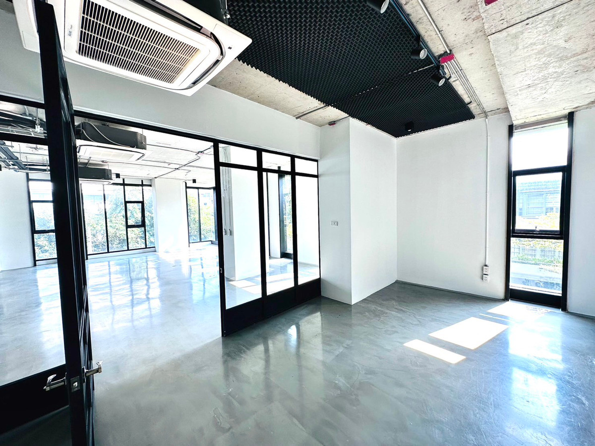 ให้เช่าสำนักงานราชเทวี พญาไท : ให้เช่า อาคารสำนักงาน Low rise มีความเป็นส่วนตัว ร่มรื่น ปลอดภัย เดินทางสะดวก ใกล้ BTS อารีย์