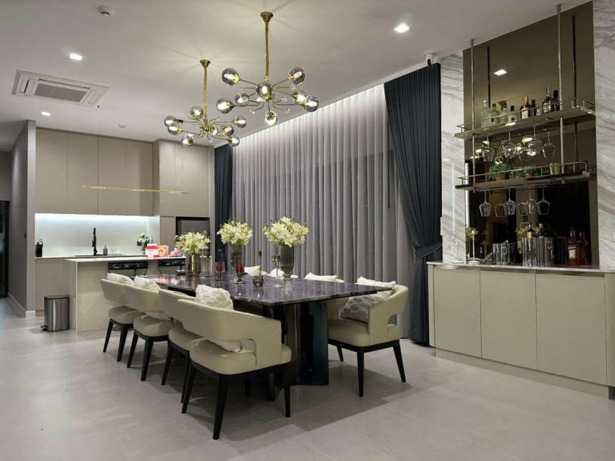 ให้เช่าบ้านลาดกระบัง สุวรรณภูมิ : (เช่า) บ้านหรู Grand Bangkok Boulevard Krungthepkritha พร้อมอยู่ ตกแต่งสวยงามครบครันพร้อมเครื่องใช้ไฟฟ้า 