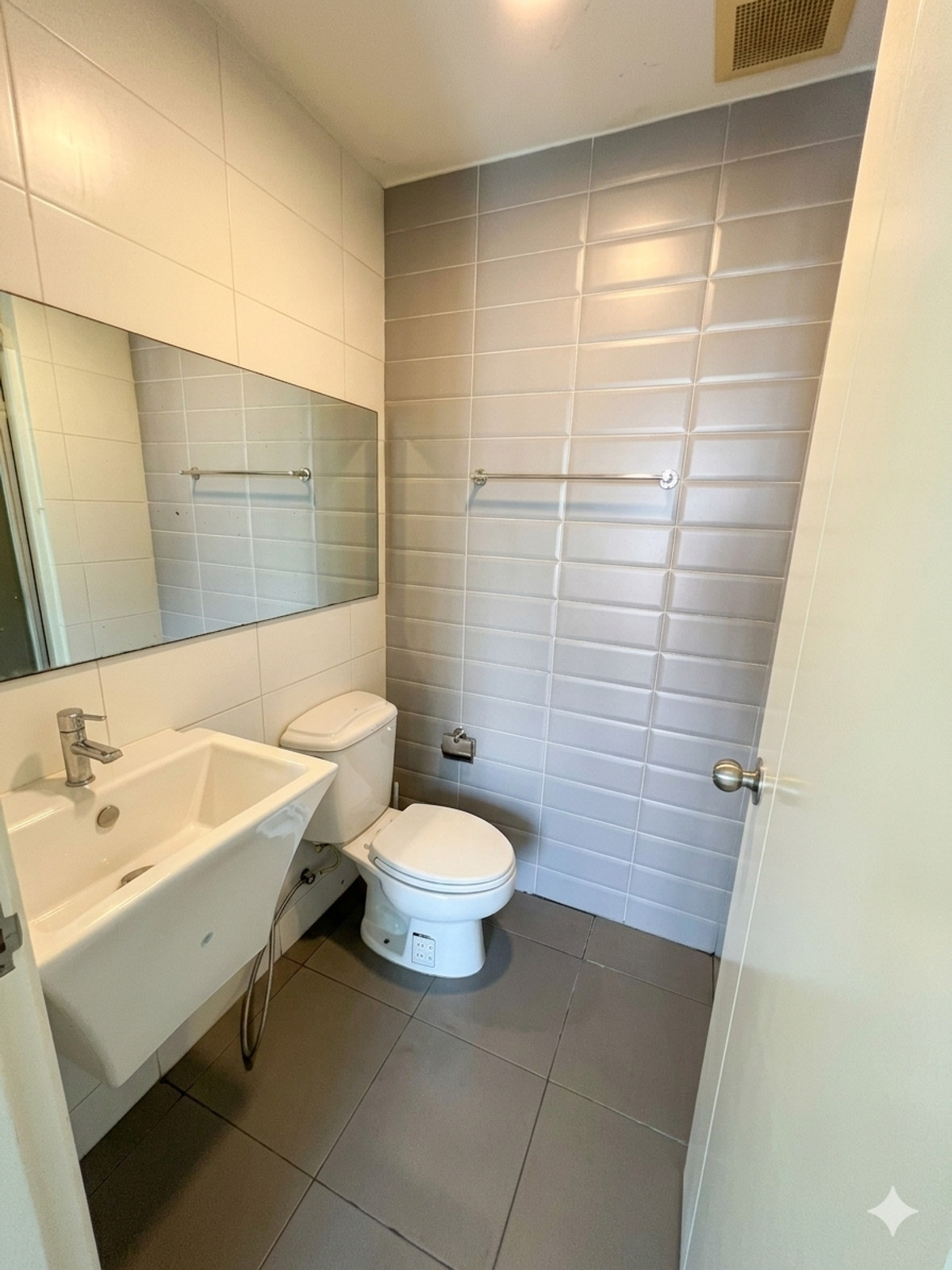 ให้เช่าคอนโดคลองเตย กล้วยน้ำไท : ✨ ห้องสวย วิวเมืองสวย อยู่สบาย ใจกลางพระราม 4! 🏙️ Aspire Rama 4 | พร้อมเข้าอยู่ทันที