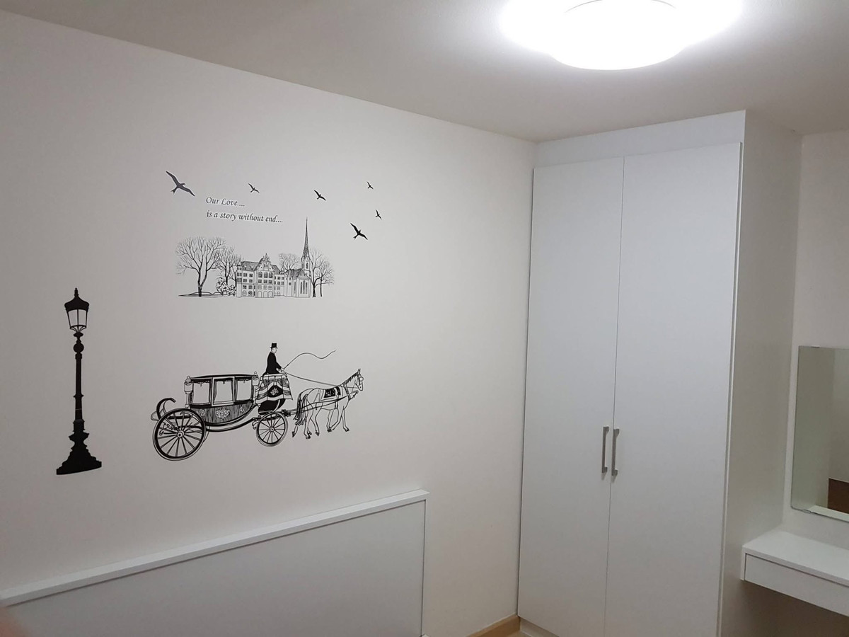 For RentTownhomePattanakan, Srinakarin : House for rent in Pattanakarn Near On Nut BTS, Suan Luang District, 2-story townhome, 3 bedrooms, 2 bathrooms, 2 parking spaces.