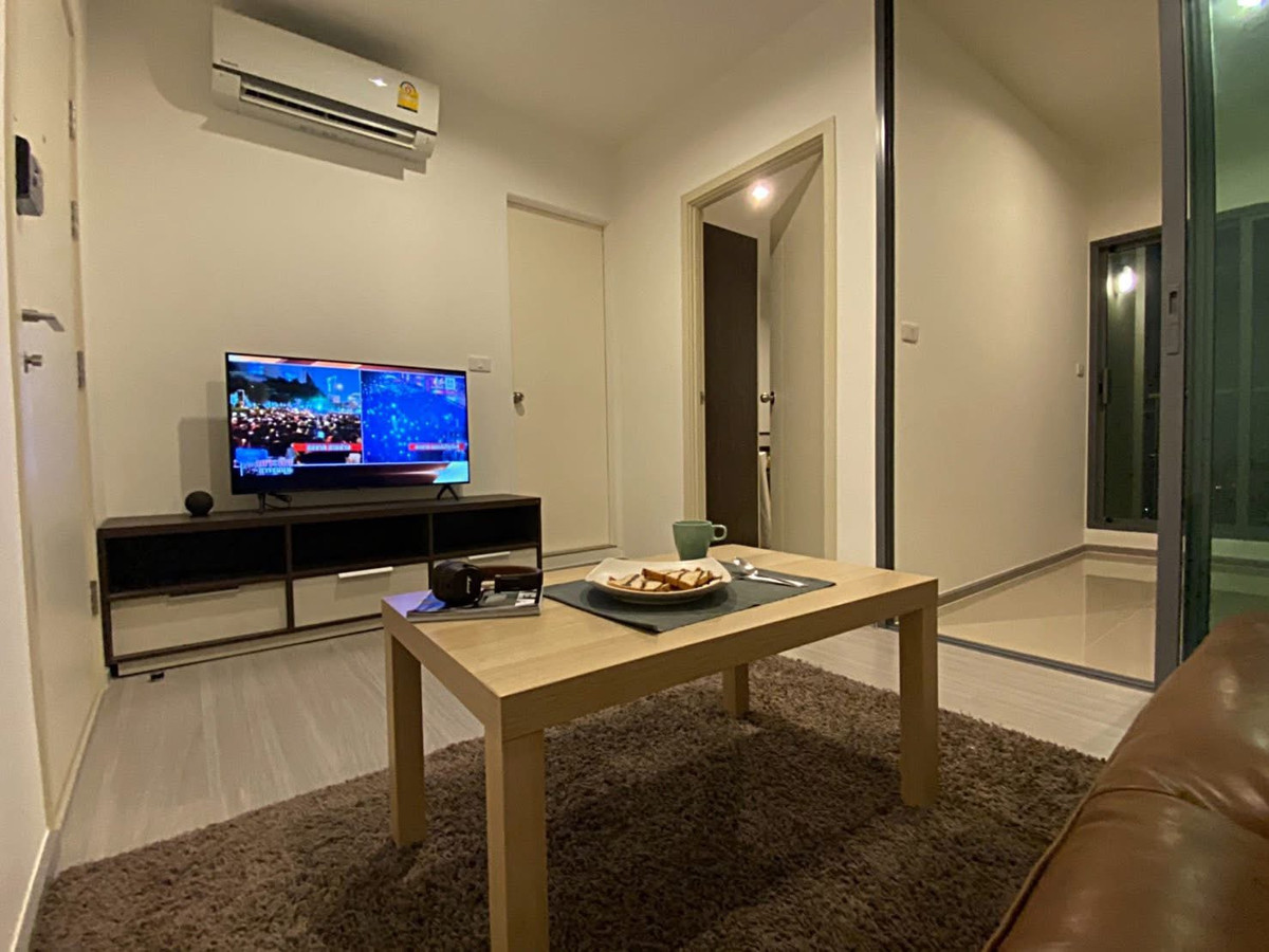 For RentCondoThaphra, Talat Phlu, Wutthakat : ⭐️ Aspire Sathorn - Ratchaphruek ⭐️1 bedroom, 1 bathroom, beautifully decorated room. There are electrical appliances ready.