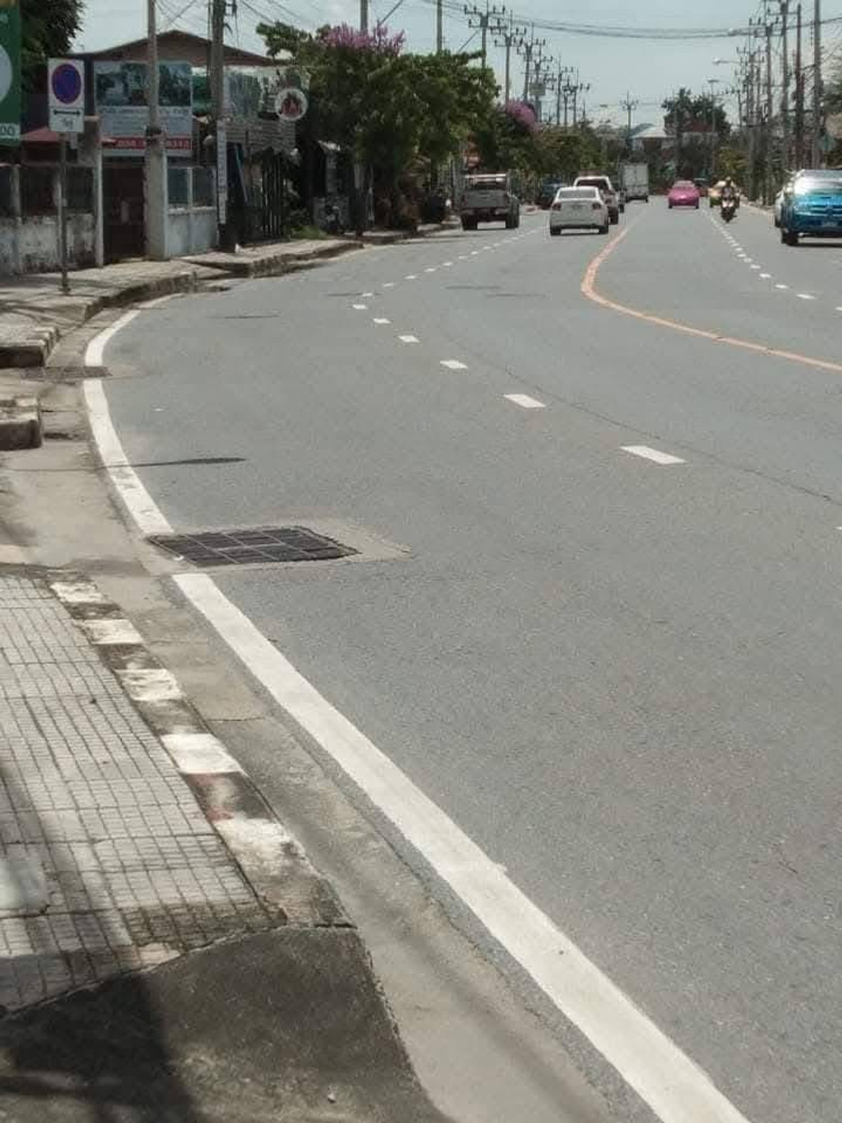 For SaleHome OfficeOnnut, Udomsuk : Home Office 3 floors, 63 sq m, Soi Sukhumvit 103 / 3 bedrooms (for sale), Home Office Sukhumvit 103 / 3 Bedrooms (FOR SALE) GNG037