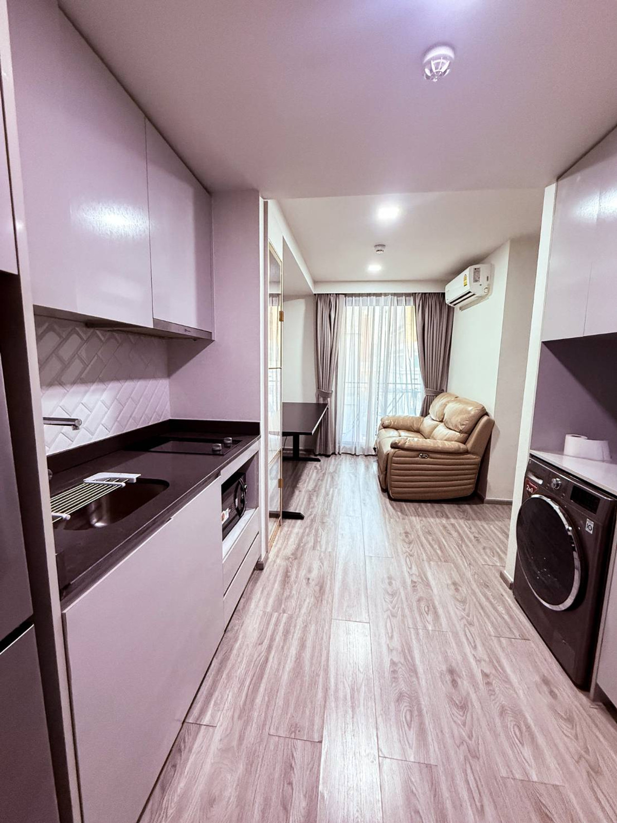 For SaleCondoRatchathewi,Phayathai : Condo for sale urgently!! Near BTS Ratchathewi ✨Maestro 14 Siam - Ratchathewi, open animal raising project, great price 🐶